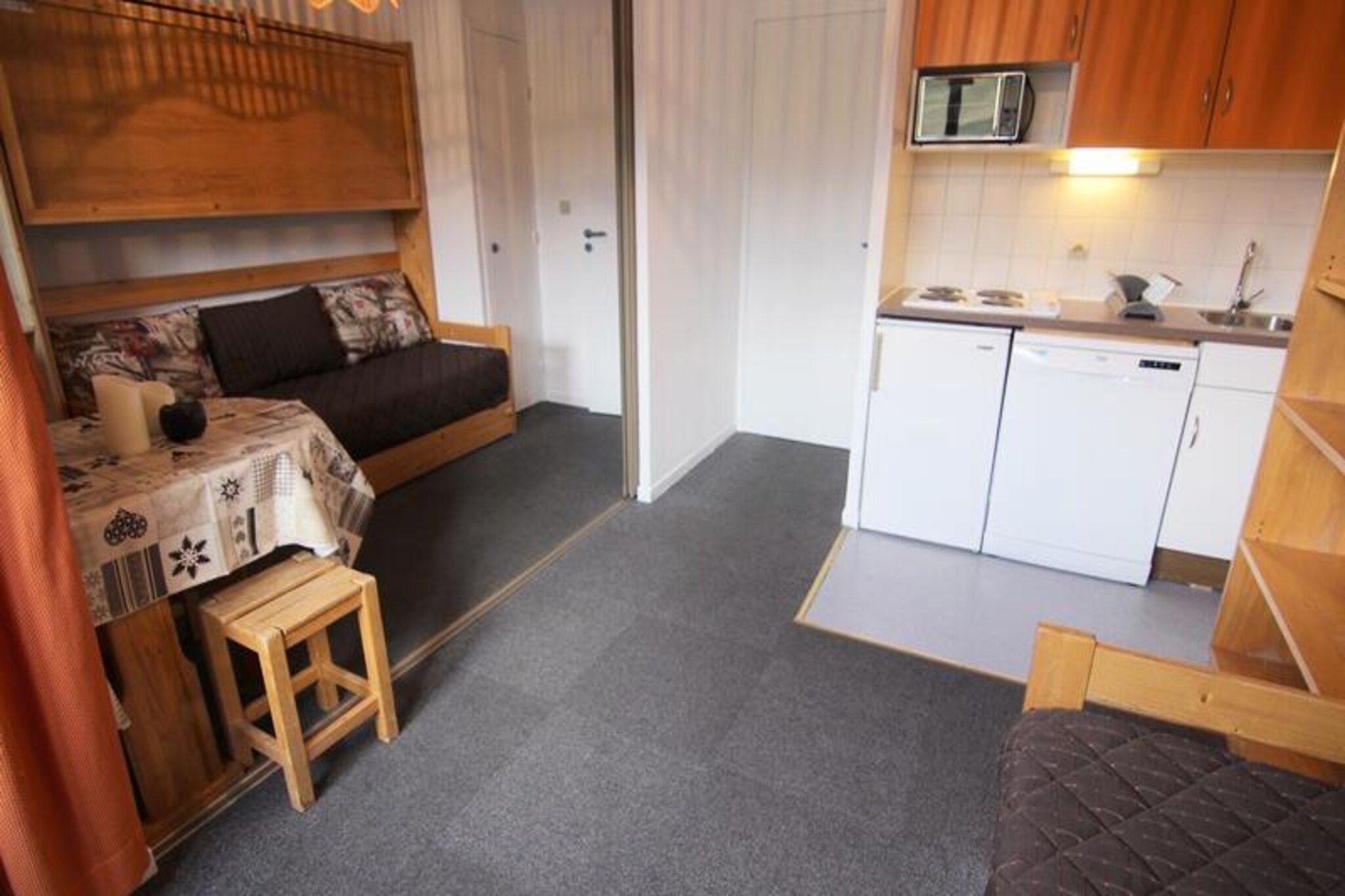VAL THORENS 4 PERS SOUTH BALCONY IN APPRECIATED RESIDENCE
