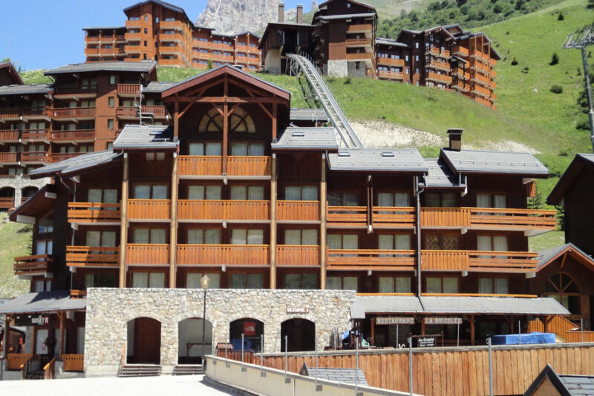 Holiday Home in Chatelet near Ski Lift