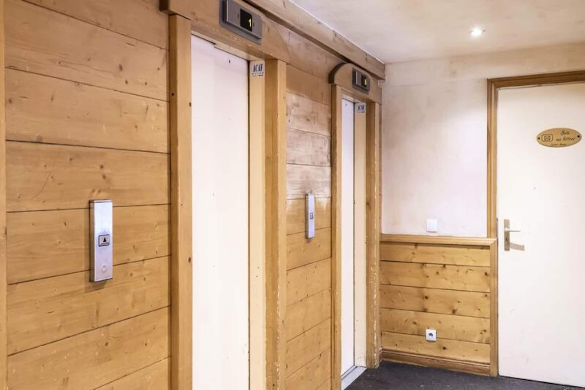 VAL THORENS Roche Blanche residence, studio for 4