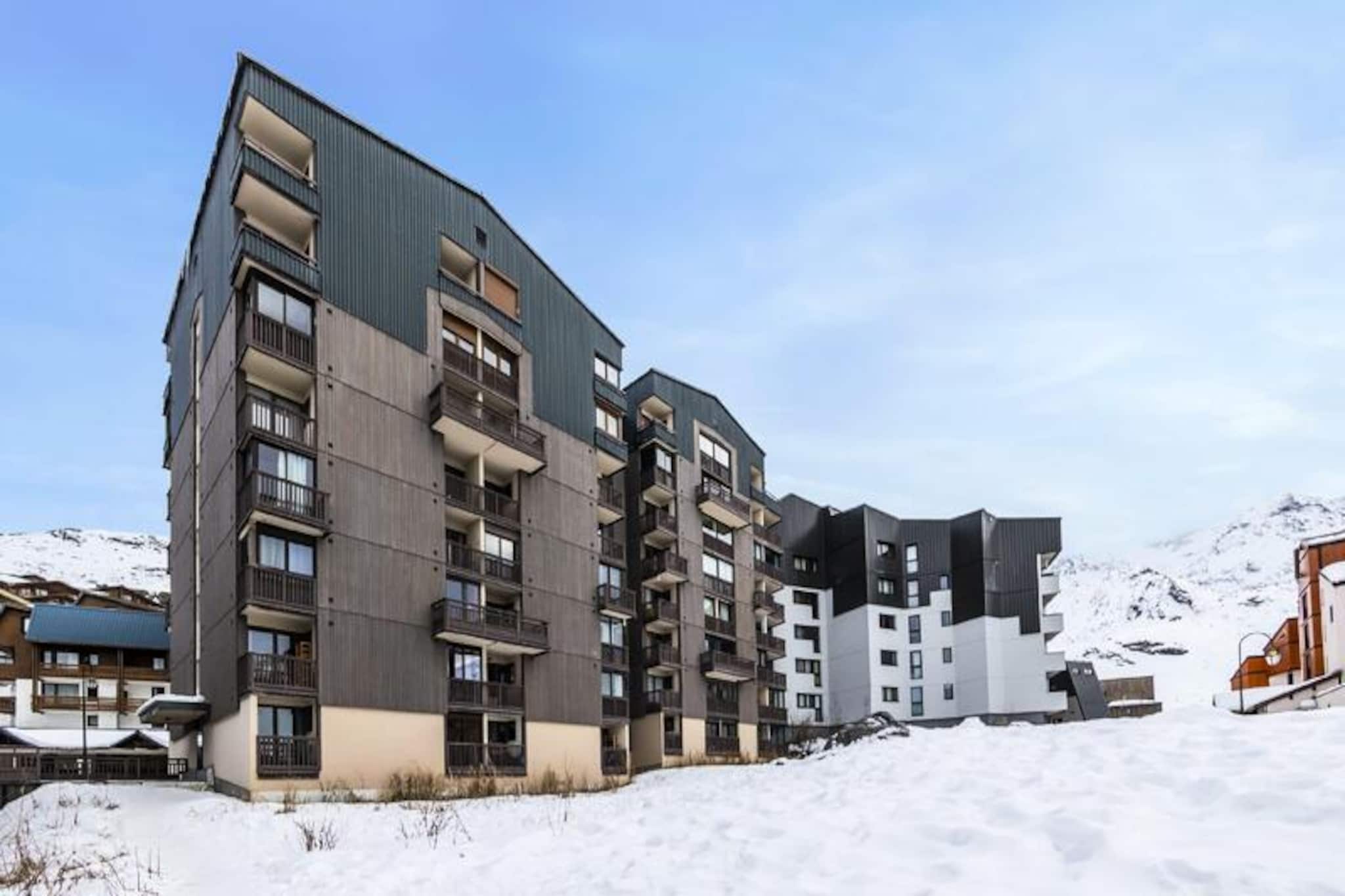 VAL THORENS rental: studio cabin with magnificent south-facing view