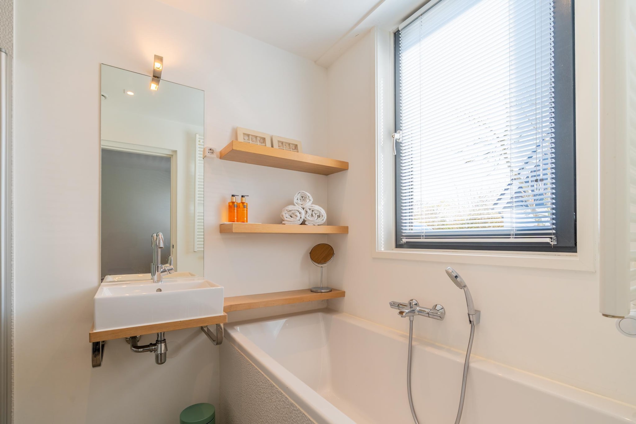 De Wadden Parel 184-Badkamer