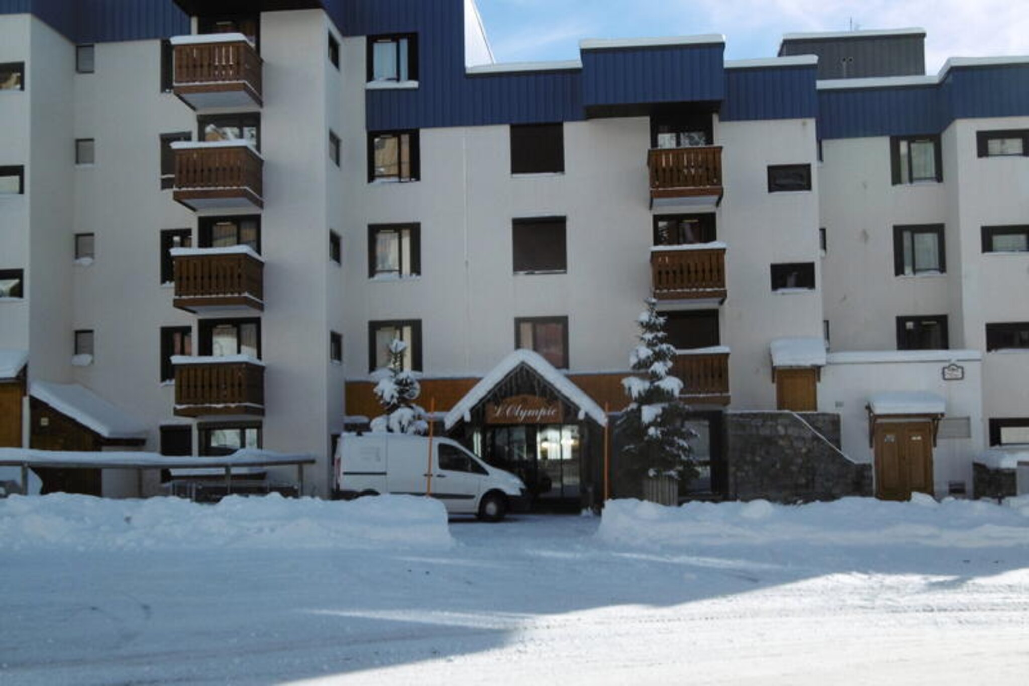 Apartment in Val Thorens near Glacier Views