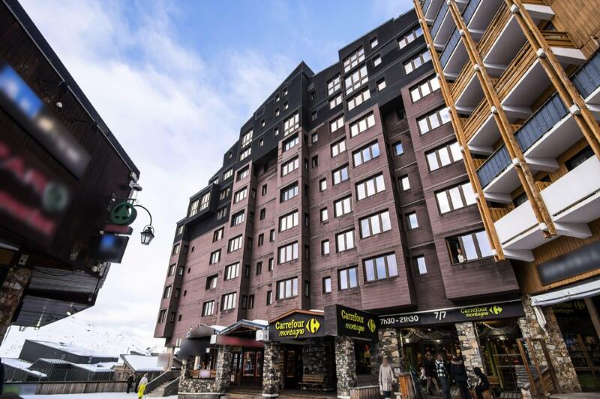 VAL THORENS rental: studio cabin in the center of the resort