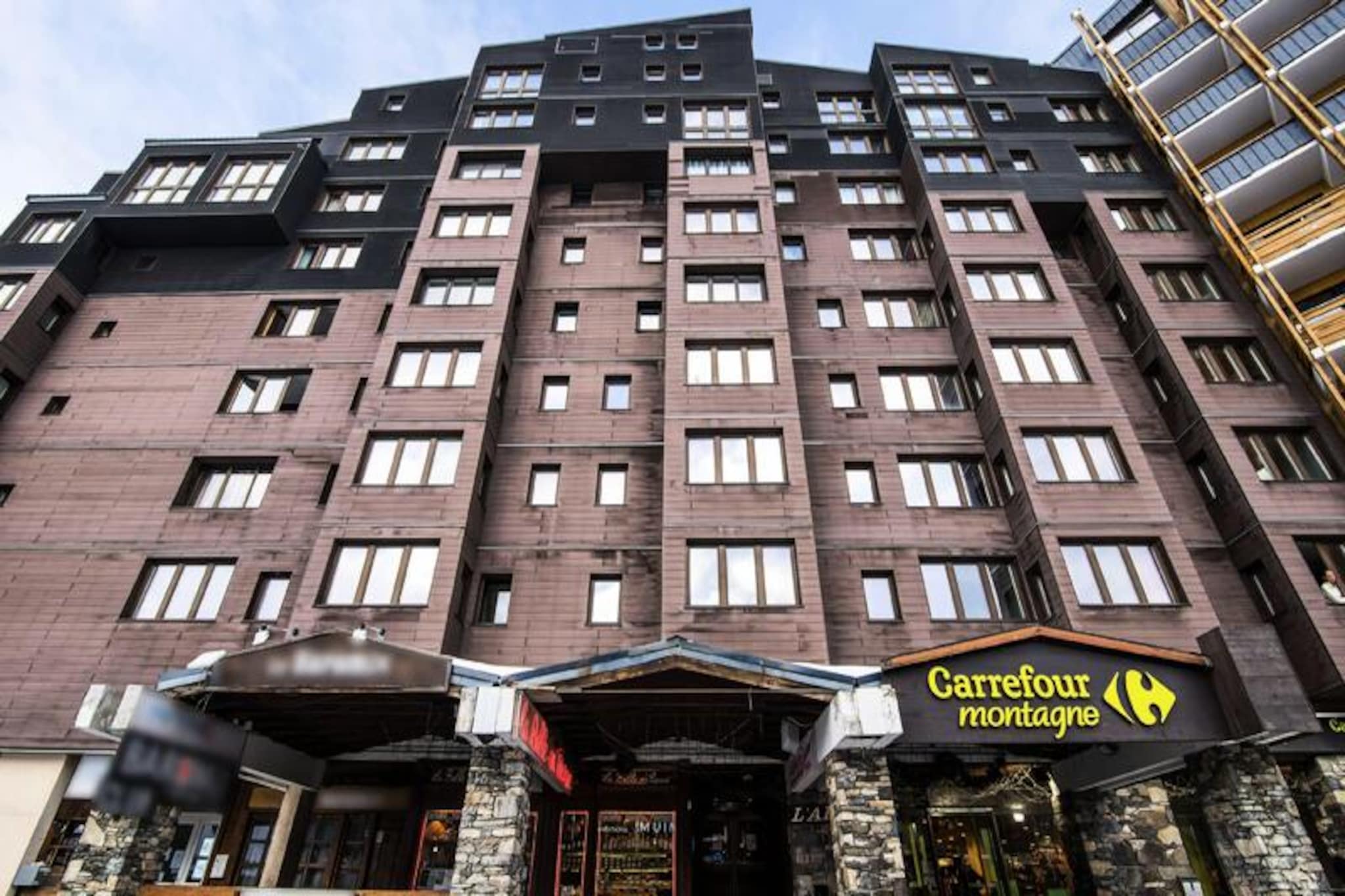Val Thorens resort center, comfortable apartment for 4 people