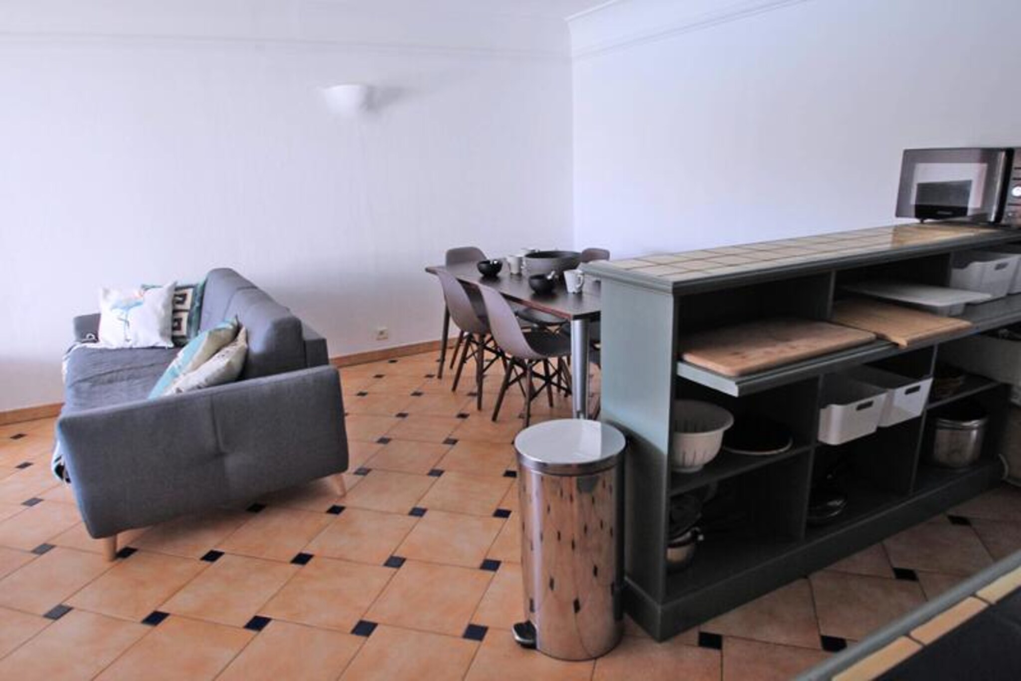 Apartment near Beach and Port Marine