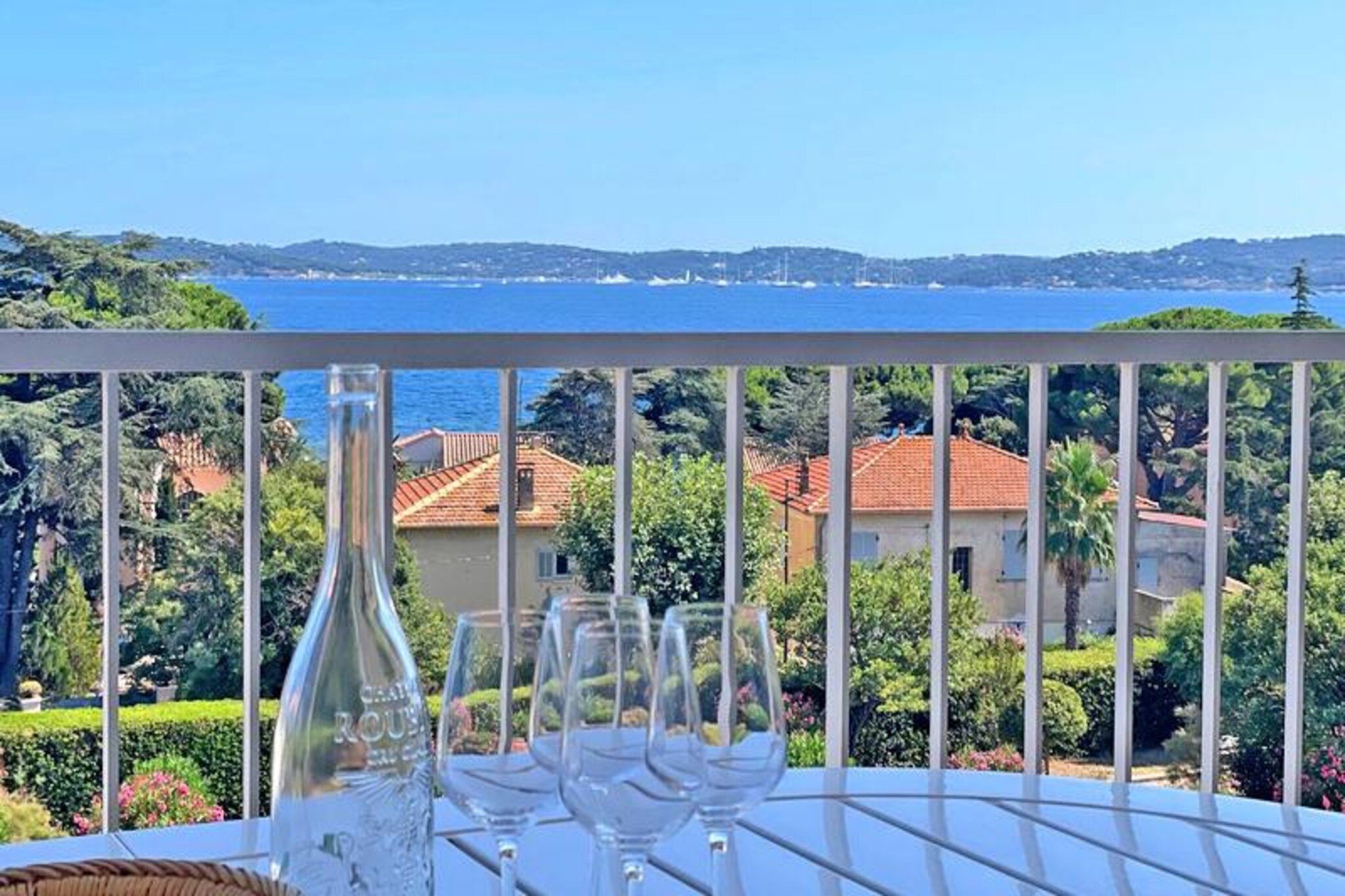 Apartment in Saint-Tropez with Sea View