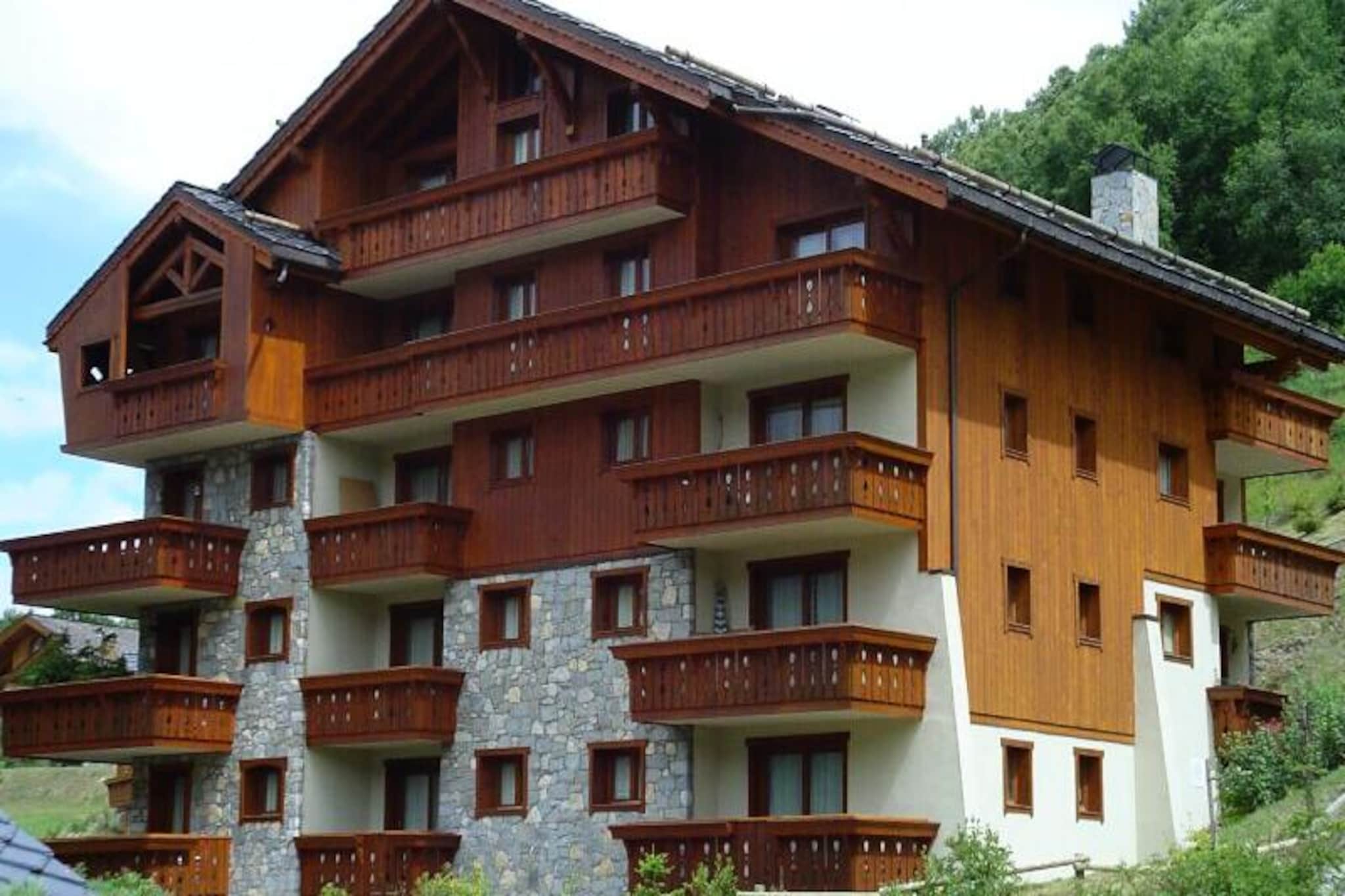 High above the picturesque Méribel Village, this cozy alpine retreat offers a perfect blend of charm and convenience for your next mountain escape. With its northwest-facing balcony, you’ll enjoy breathtaking views of the valley and the quaint village below, whether you’re sipping your morning coffee or unwinding after an adventurous day. The residence is ideally located just steps from the slopes and village shops, with a free shuttle connecting you to the heart of Méribel, only 2 km away.
Inside, the 32m² apartment is thoughtfully designed to accommodate up to four guests. The warm and inviting living space features a fully equipped kitchen with a ceramic hob, oven, microwave, dishwasher, and refrigerator, making it easy to prepare hearty meals after a day on the mountain. The sleeping arrangements include a cozy double bedroom and a second bedroom with bunk beds, perfect for families or small groups. A modern bathroom with a bathtub and separate toilet adds to the comfort of your stay.
The Gypse residence also offers practical amenities such as an elevator, a ski locker, and the option to rent a Wi-Fi router for added convenience. Bed linens and towels are provided, ensuring a hassle-free arrival, and ski passes can be booked at discounted rates for added value. Please note that pets are not allowed, and the apartment is non-smoking.
Whether you’re here to carve the pristine slopes in winter or explore the lush alpine trails in summer, this delightful apartment provides the perfect base for your Méribel adventure. With its stunning views, comfortable amenities, and unbeatable location, it’s a place where unforgettable memories are made.