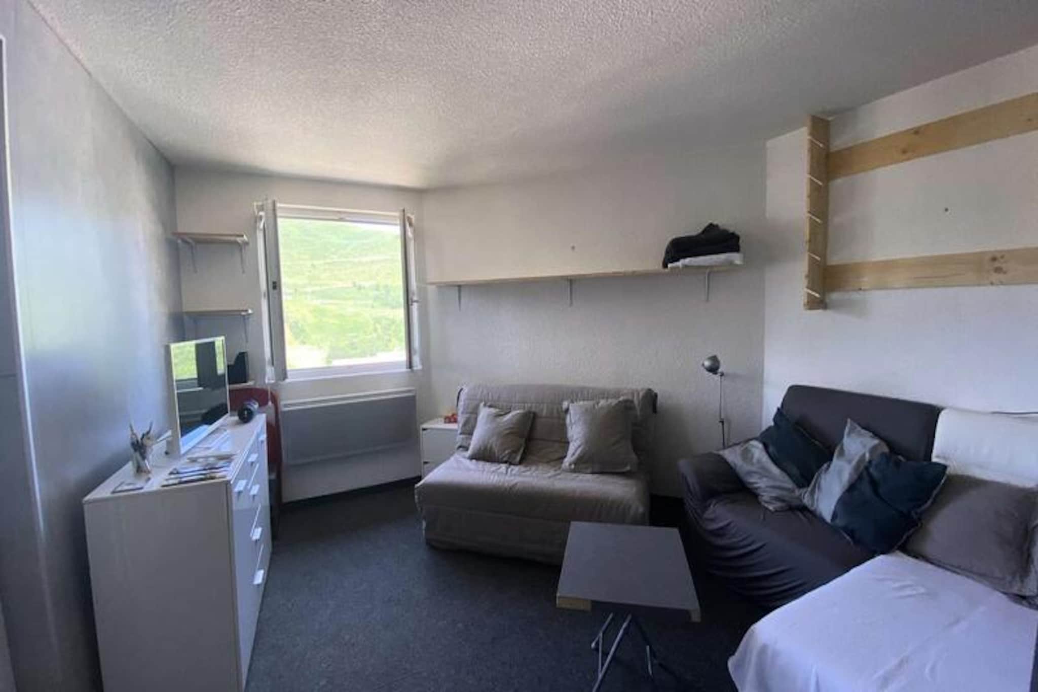 Apartment in Les Deux Alpes near slopes