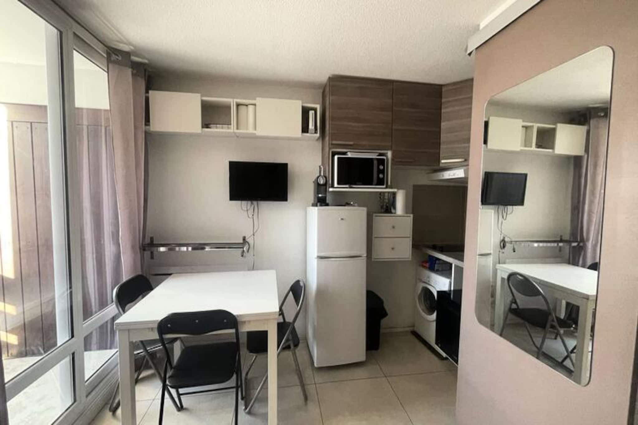 Apartment in Les Deux Alpes with Ski Access