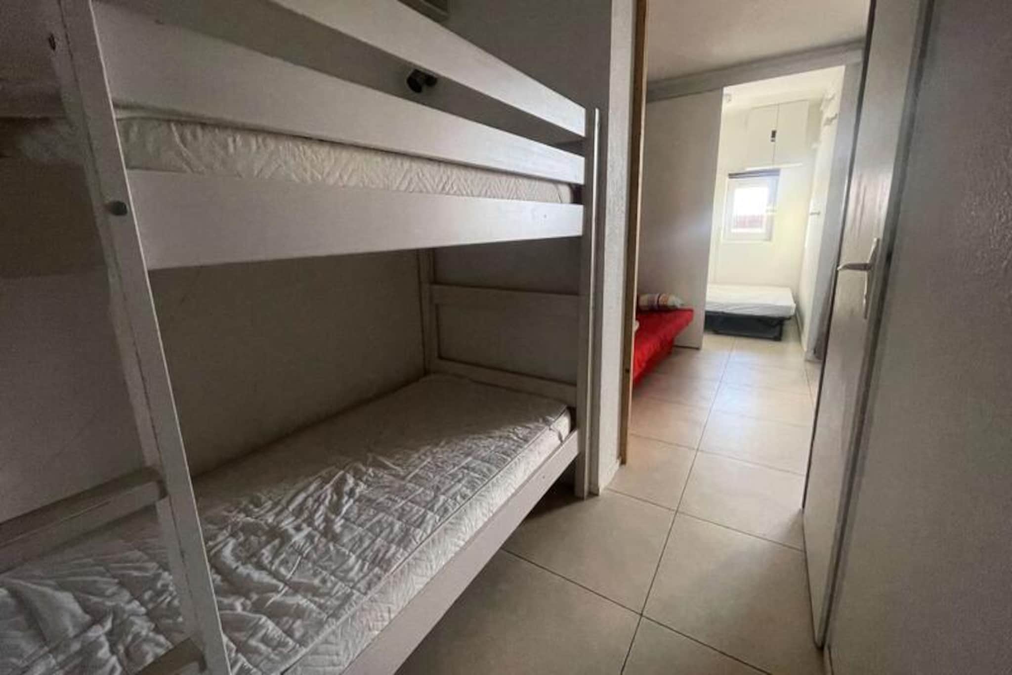 Apartment in Les Deux Alpes with Ski Access