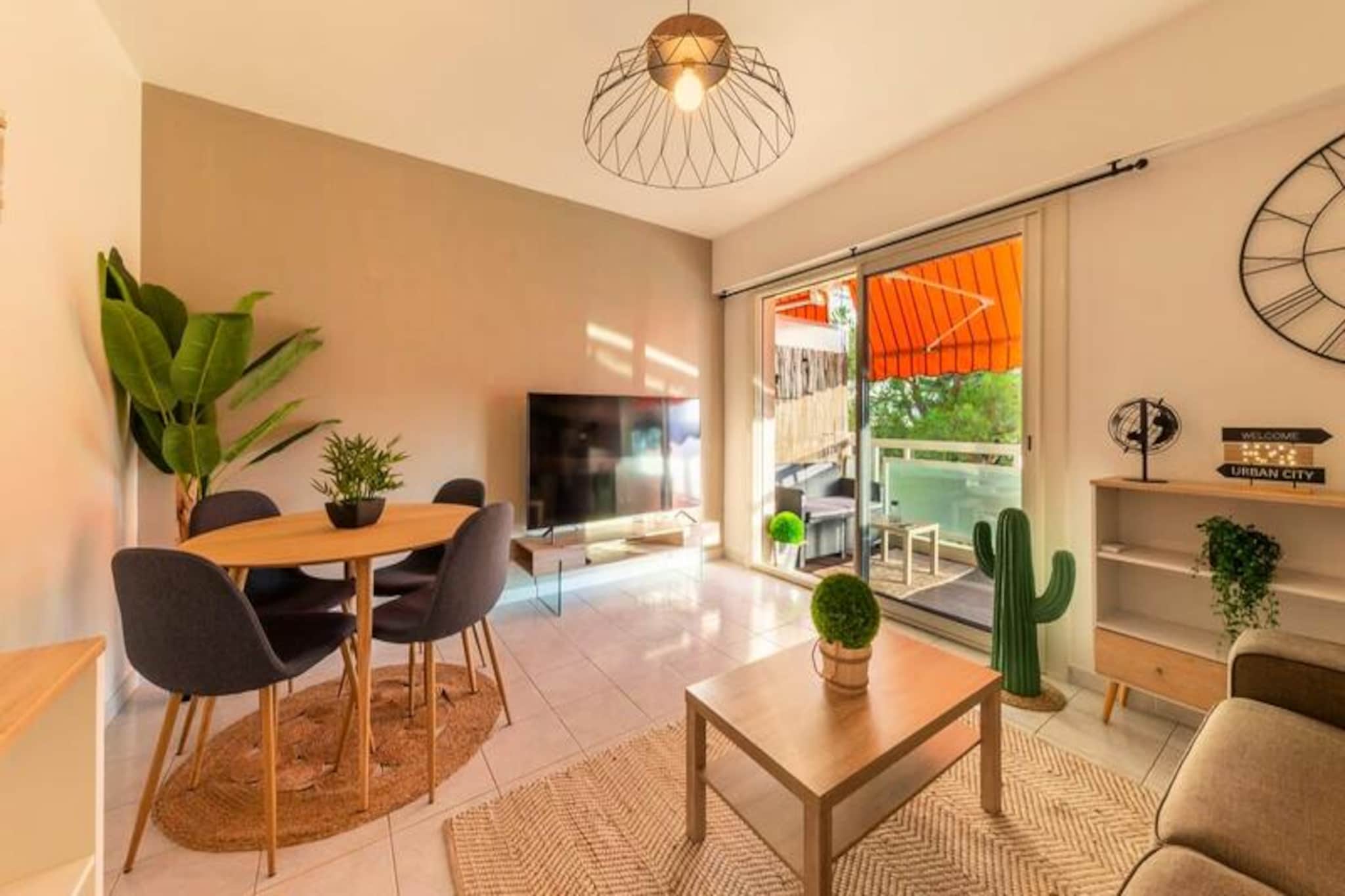 Apartment in Juan les Pins near beaches