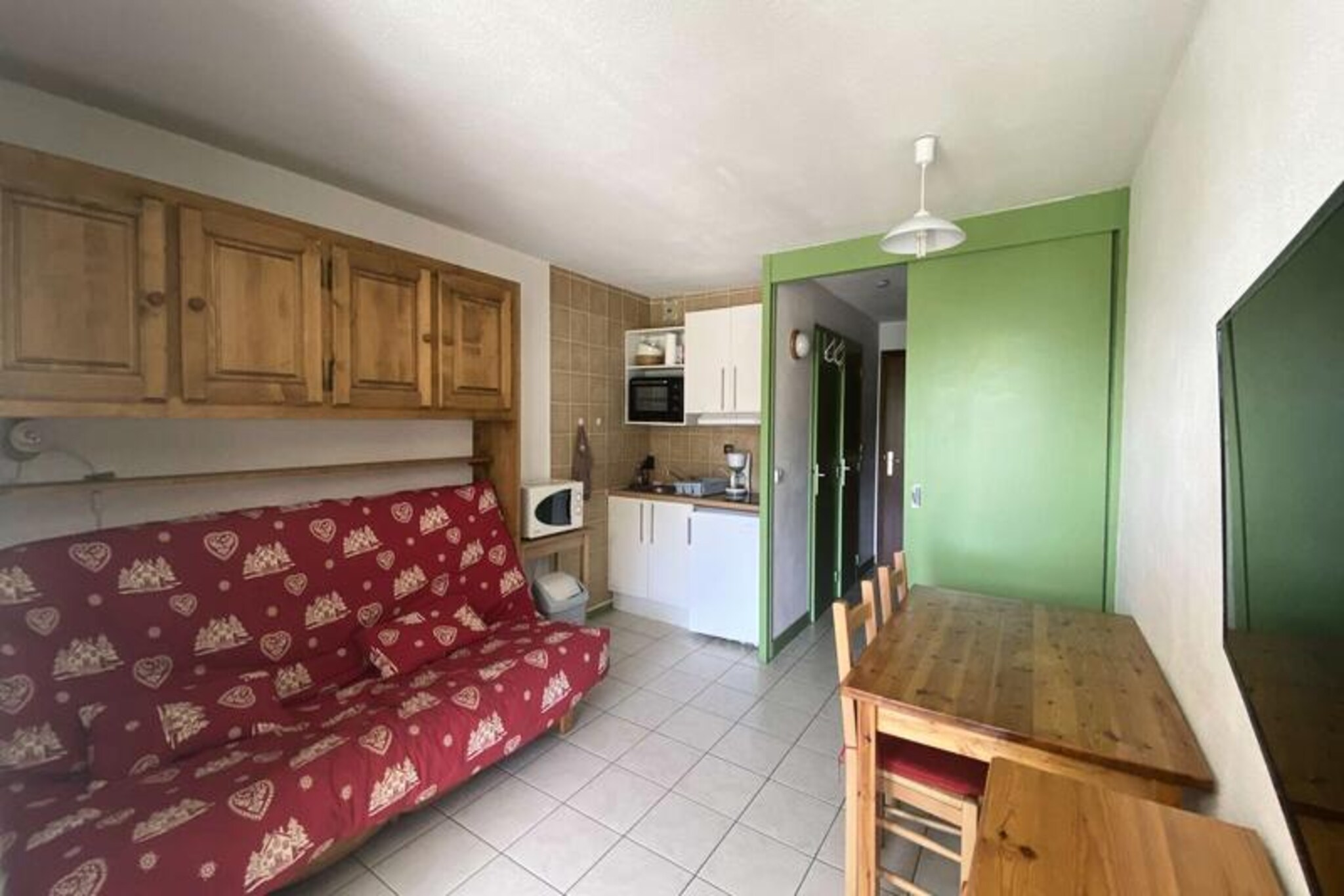 Apartment in Les Deux Alpes near Slopes