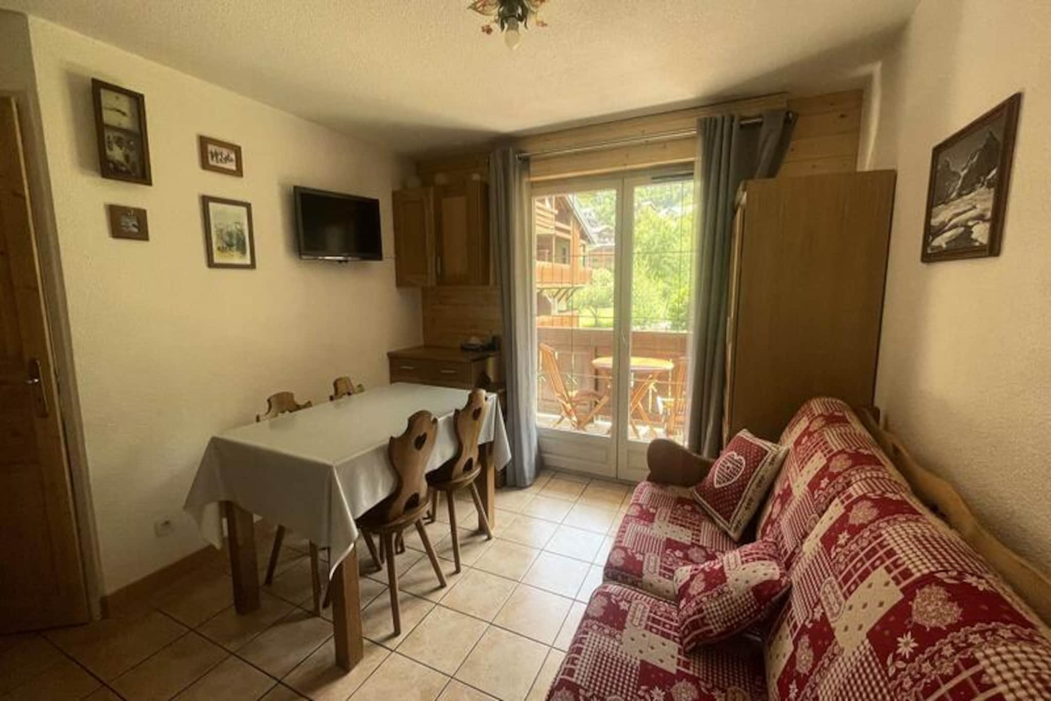 Apartment in Les Deux Alpes near Ski Lift