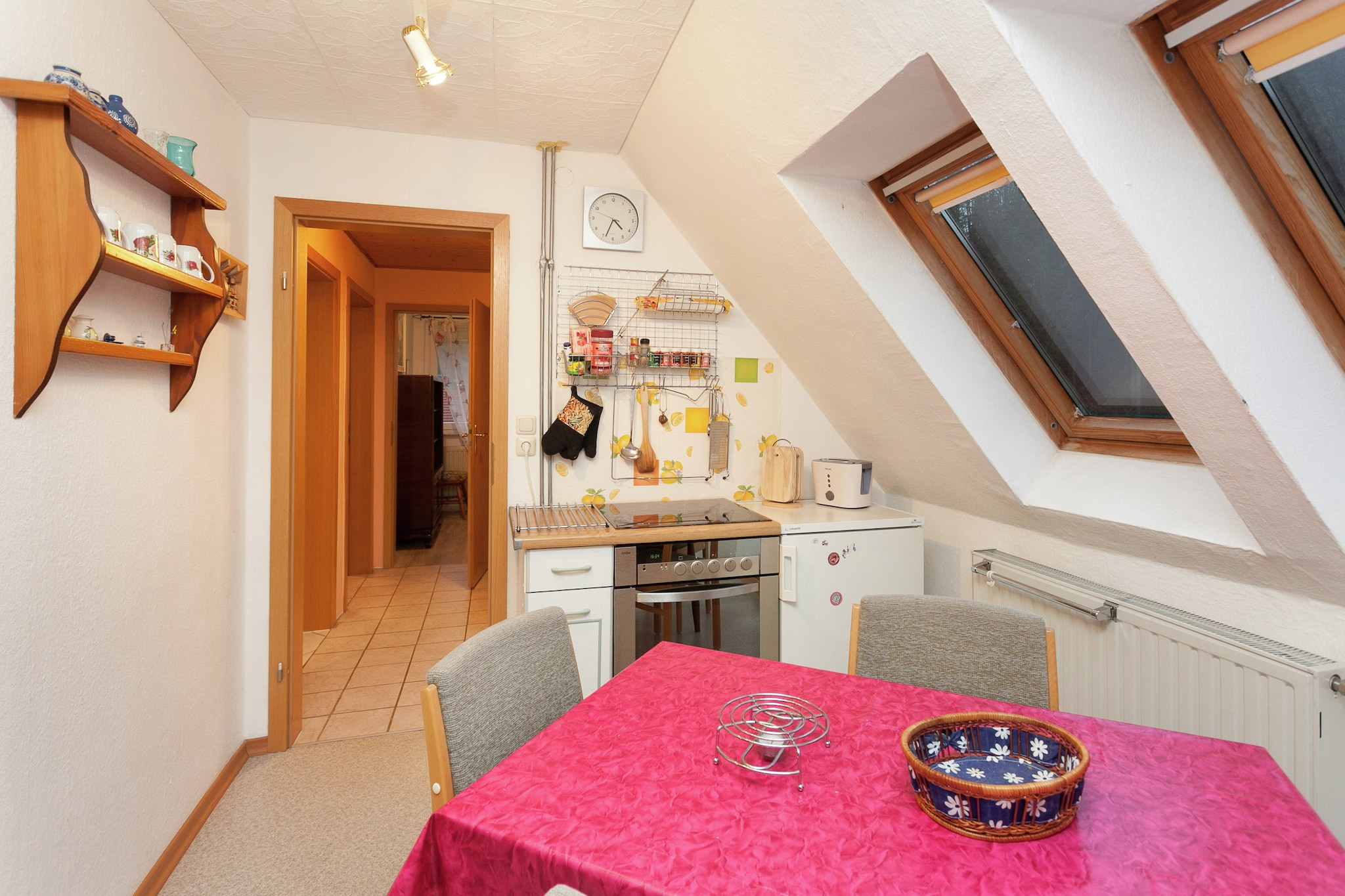 Ferienwohnung mit Kamin Am Waldrand-Dining room