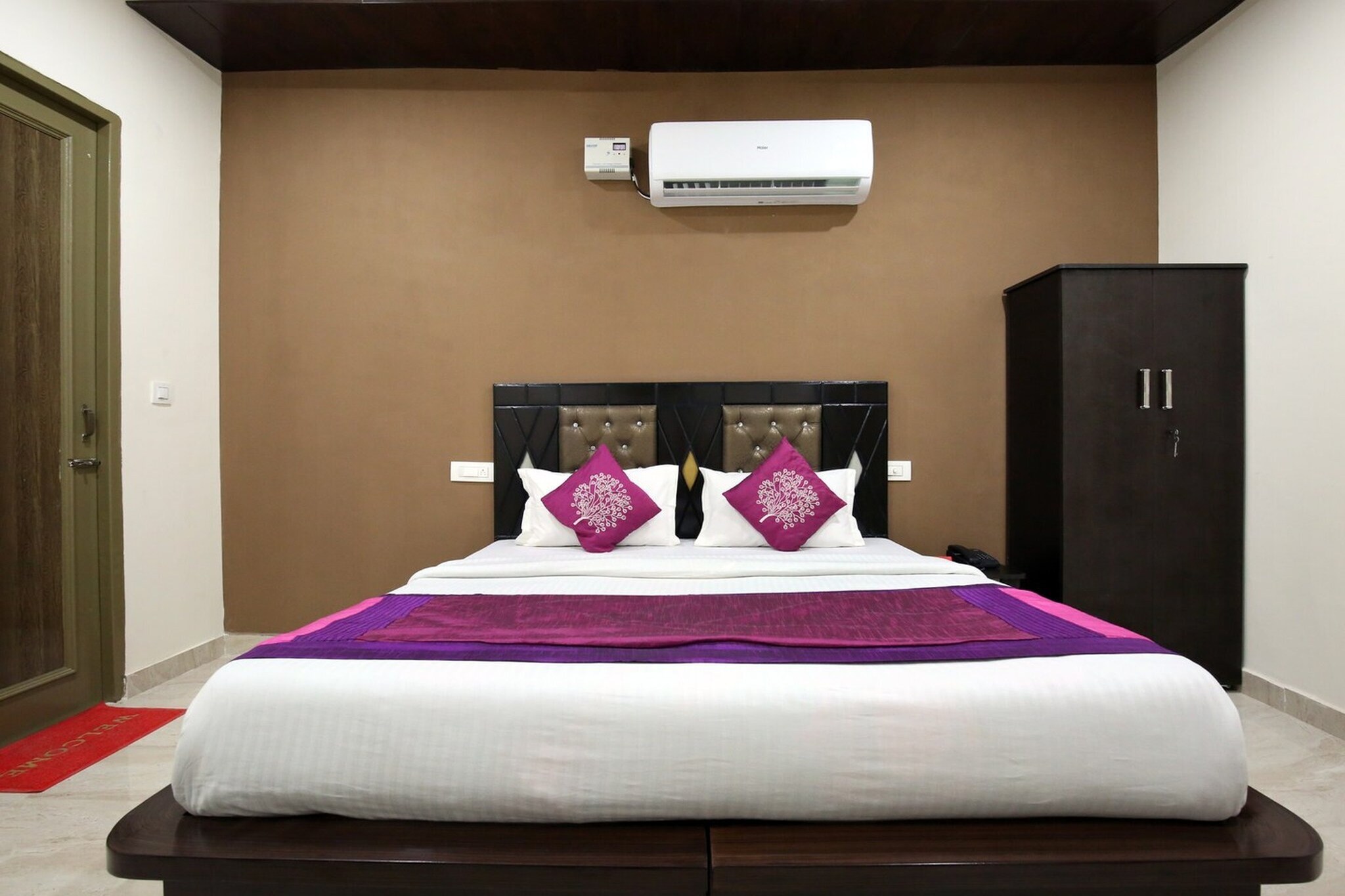 Hotel O Zirakpur City Court Complex