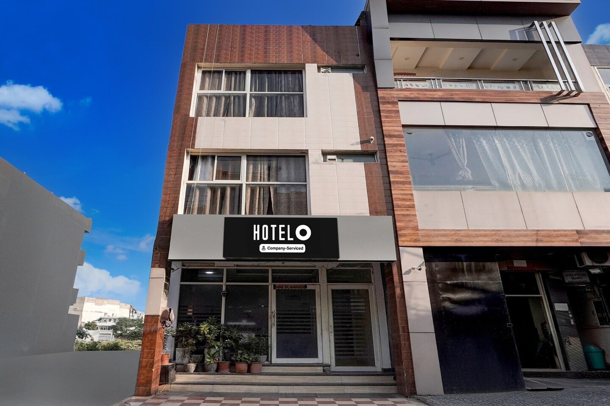 Hotel O Zirakpur City Court Complex