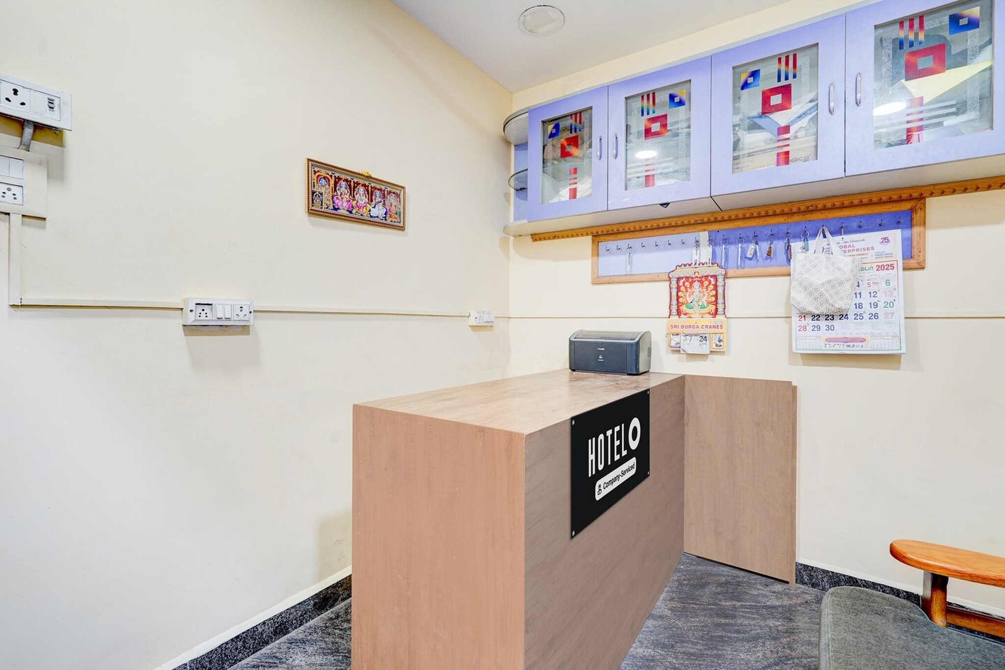 Ground floor: (bedroom(double bed, TV, seating area, air conditioning, telephone), bathroom(bathtub or shower, washbasin, toilet, Towels incl., shampoo, body soap, hot water))