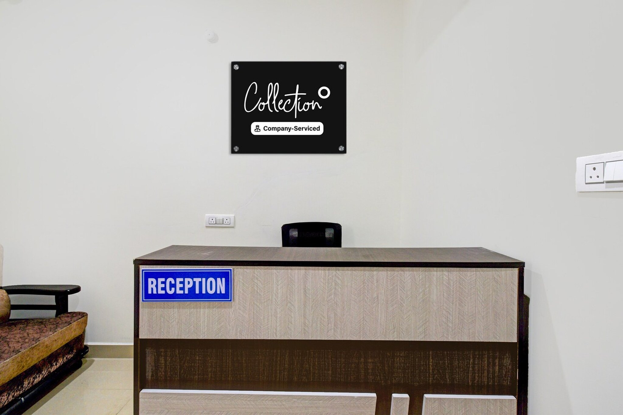 Ground floor: (bedroom(double bed, TV, seating area, air conditioning, telephone), bathroom(bathtub or shower, washbasin, toilet, Towels incl., shampoo, body soap, hot water), lift)