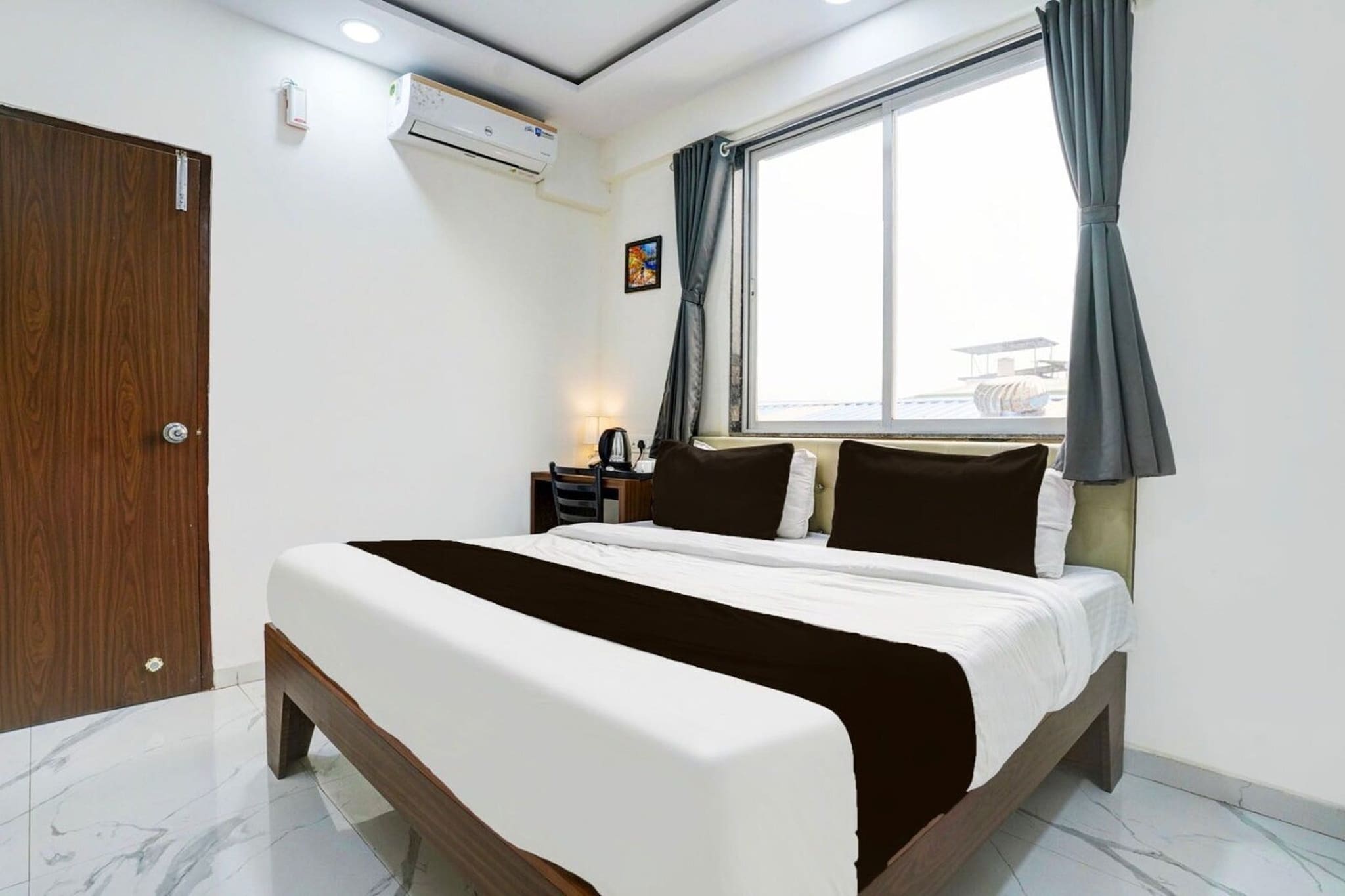 Collection O Lodha Experia Mall Dombiwali