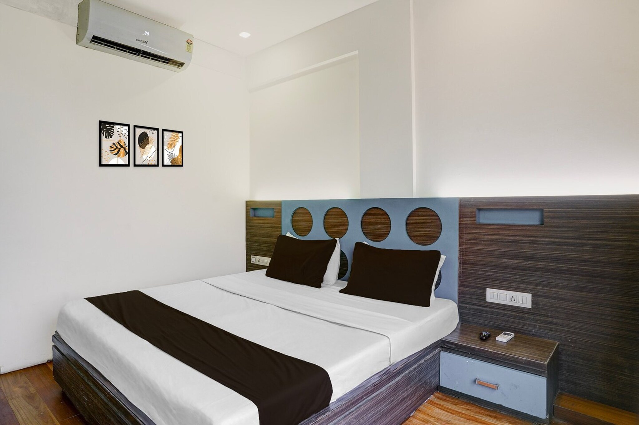 Collection O Lodha Experia Mall Dombiwali