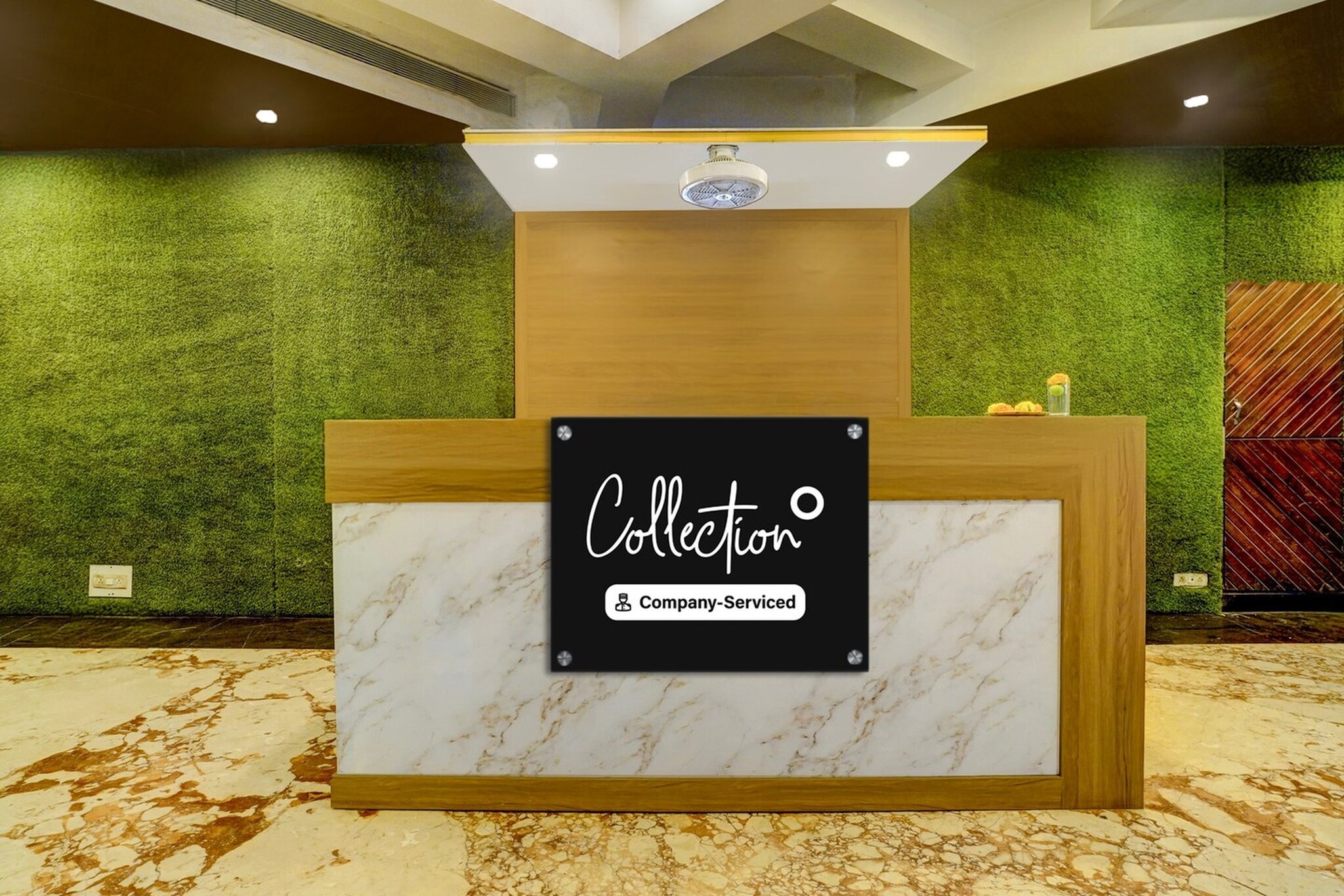 Ground floor: (bedroom(double bed, TV, seating area, air conditioning, telephone), bathroom(bathtub or shower, shower, washbasin, toilet, Towels incl., shampoo, body soap, hot water), lift)