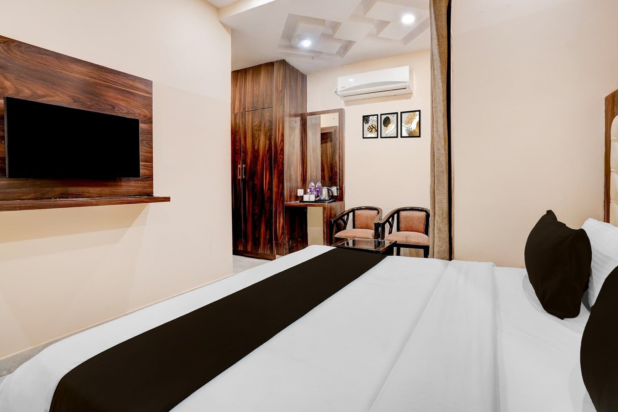 Townhouse Oak Court Formerl GK Residency