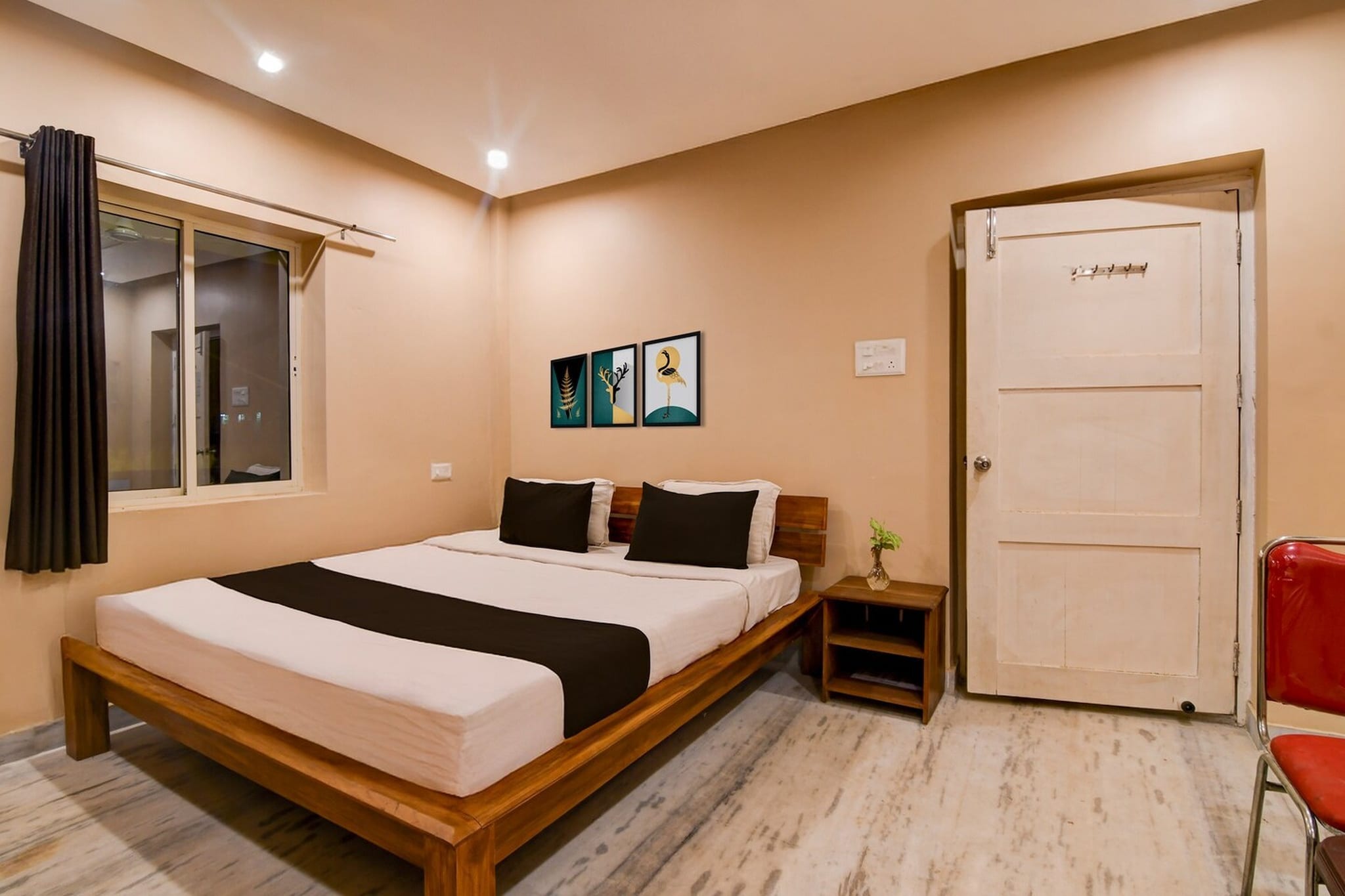 Situated within 200 metres of Puri Beach and 2.5 km of Jagannath Temple, Collection O Puri Seaview Formerly Hotel Aavaas features rooms with air conditioning and a private bathroom in Puri. With free WiFi, this 3-star hotel offers room service and a 24-hour front desk. The property is non-smoking and is located 38 km from Konark Sun Temple.

All rooms at the hotel are fitted with a seating area, a flat-screen TV with satellite channels and a private bathroom with free toiletries and a bath or shower. The rooms have a desk.

Biju Patnaik International Airport is 60 km from the property.
Early Check-In Policy: A full dayâ€™s room rate will be charged for check-ins before 6:00 AM. Complimentary early check-in is available between 6:00 AM and 10:00 AM, subject to room availability.
Check-in is only available to guests aged 18 and above. Please provide a government-issued ID to confirmÂ yourÂ age.
1.Unmarried couples are warmly welcome at this property.
2. Guests with local ID proof are warmly welcome.
3.Foreign guests are welcome and allowed to stay at this property without any restrictions
