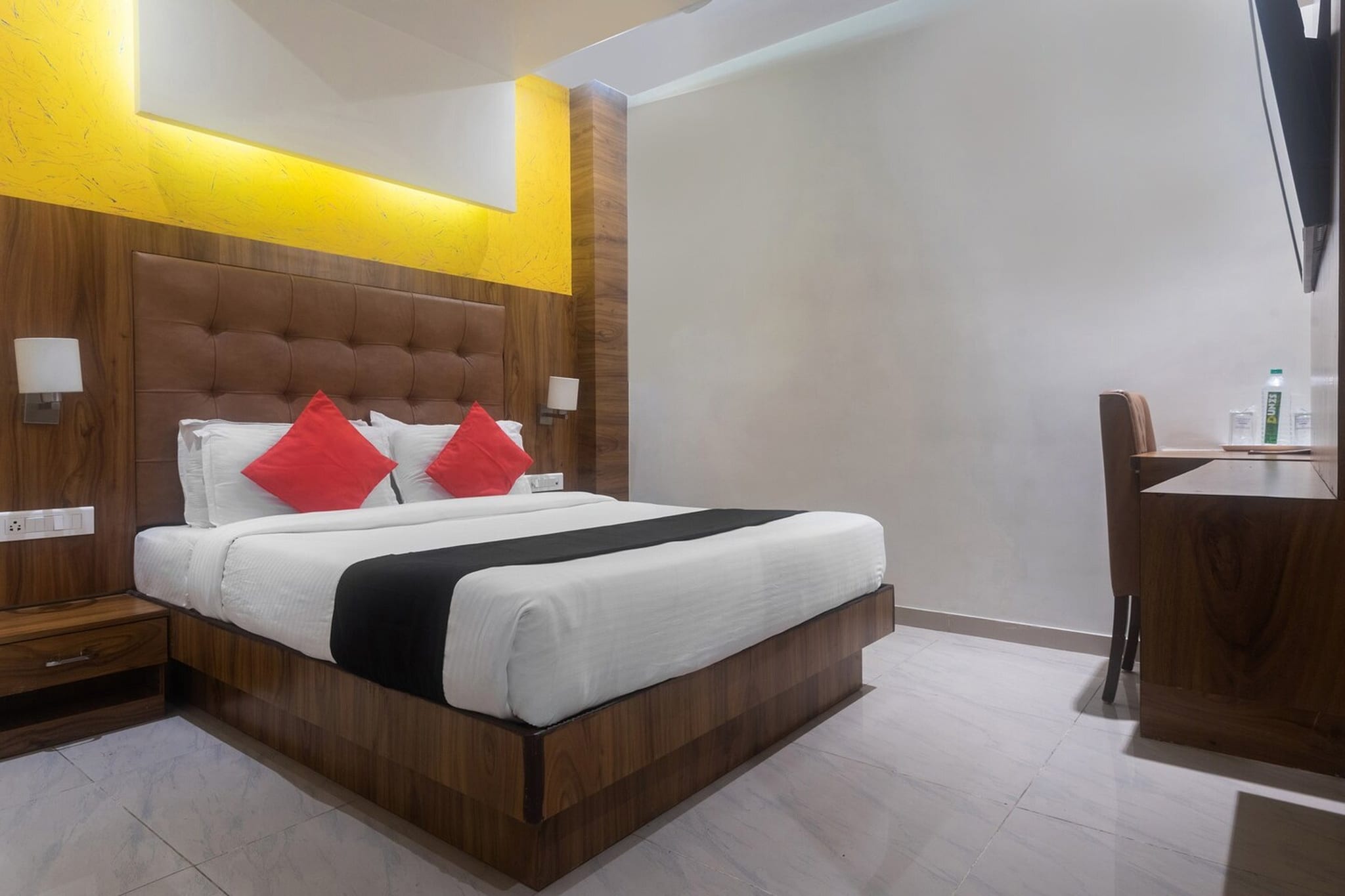 Enjoy a comfortable and hassle-free experience at our thoughtfully designed property. Each room is equipped with modern amenities, cozy bedding, and elegant decor to make you feel right at home. Located conveniently with easy access to public transport and major attractions, it's perfect for both business and leisure travelers. Cleanliness and guest comfort are our top priorities, and our team is available 24/7 to assist you throughoutÂ yourÂ stay.

Early Check-In Policy: A full dayâ€™s room rate will be charged for check-ins before 6:00 AM. Complimentary early check-in is available between 6:00 AM and 10:00 AM, subject to room availability.
Check-in is only available to guests aged 18 and above. Please provide a government-issued ID to confirmÂ yourÂ age.

 No Unmarried Couples: Weâ€™re sorry, but we are unable to accommodate unmarried couples at this property.

 No Local Guests: Weâ€™re sorry, but guests with local ID proof are not welcome at this property.
