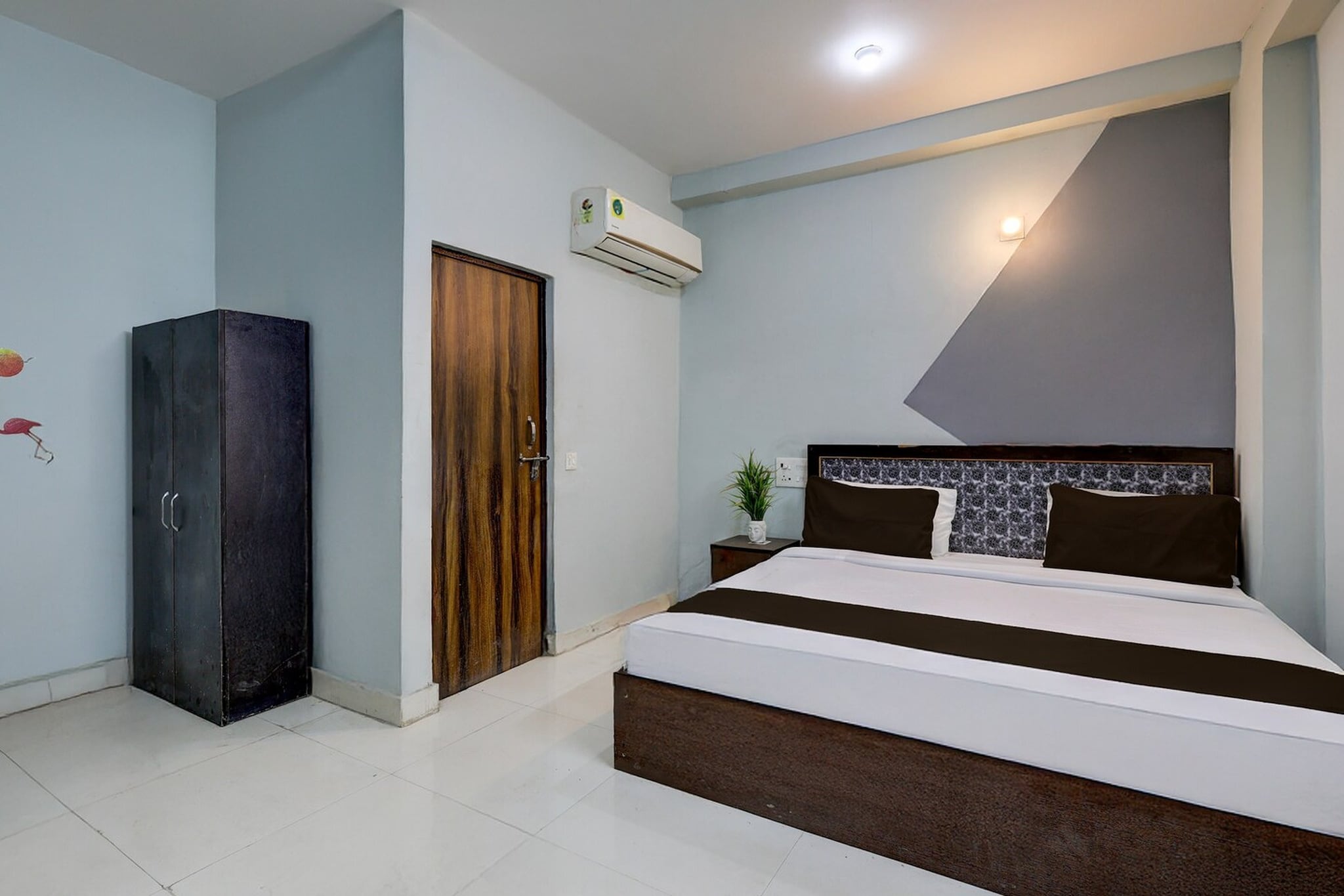 Hotel O Dadri Main Road Greater Noida