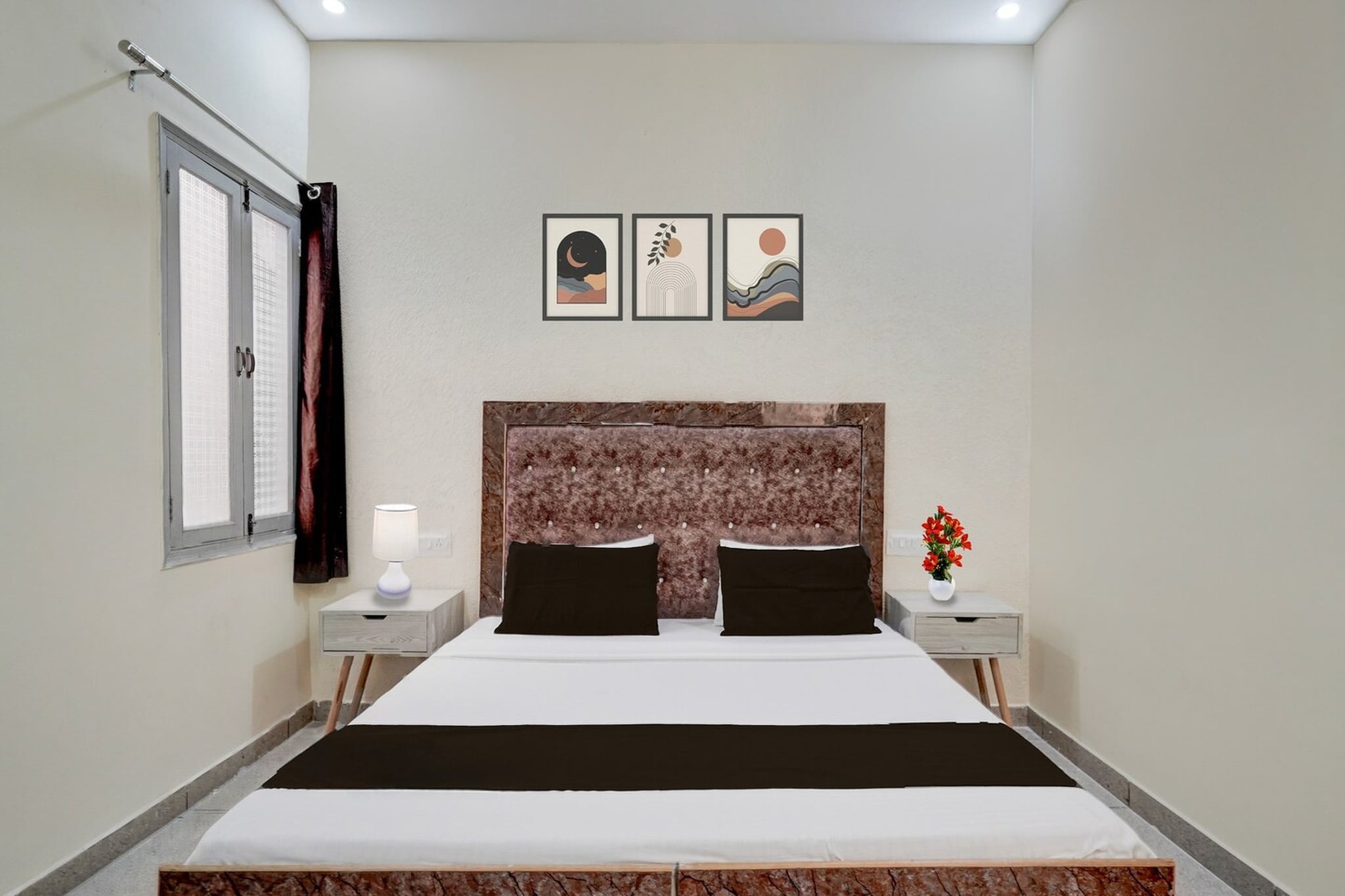 Hotel O Meerut Central College Saffron