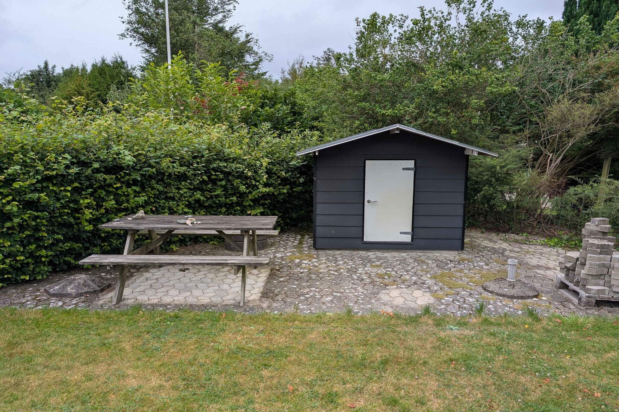 4 Sterne Ferienhaus in Løgstør-Im Freien