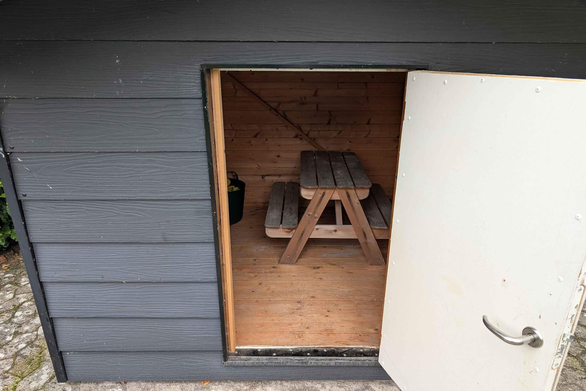 4 Sterne Ferienhaus in Løgstør-Im Freien