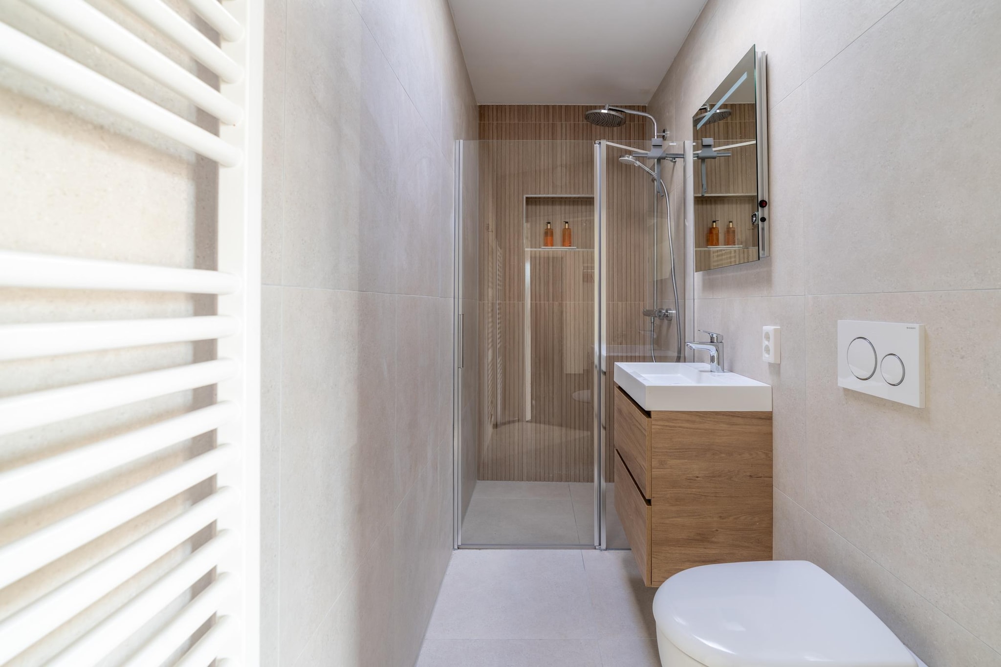 Orchismient 2-Badkamer