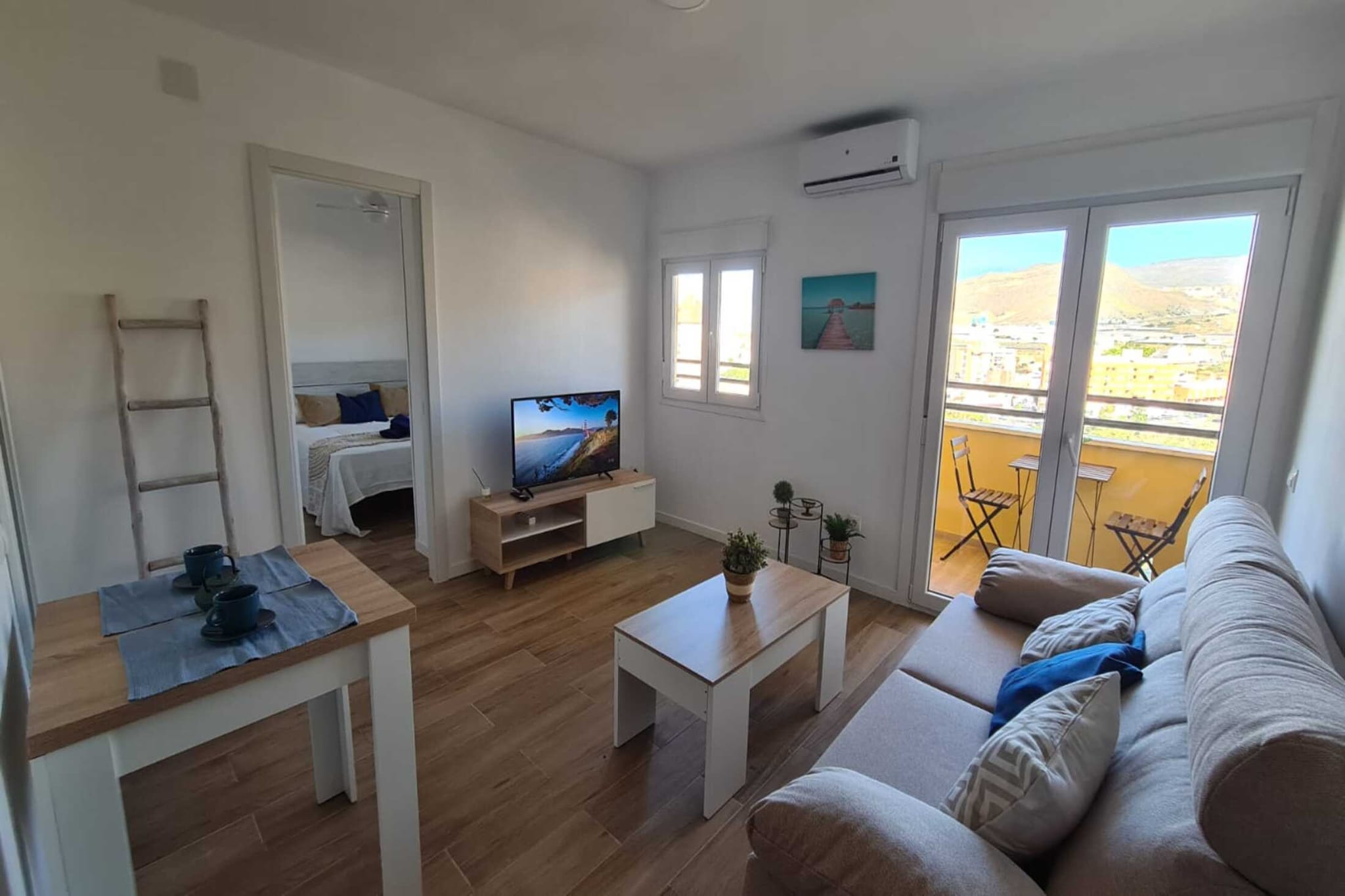 CT 344 AL - Faro's Teckel Apartments Geminis Sky-Woonkamer