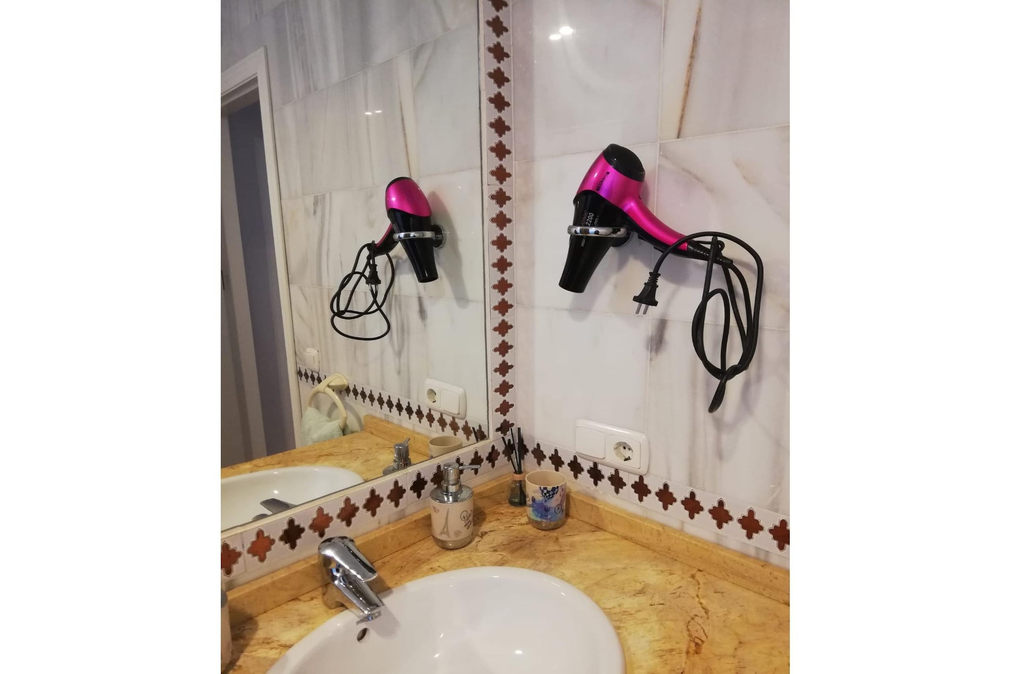 CT 341 AL - Faro's Casa Adosada-Badkamer