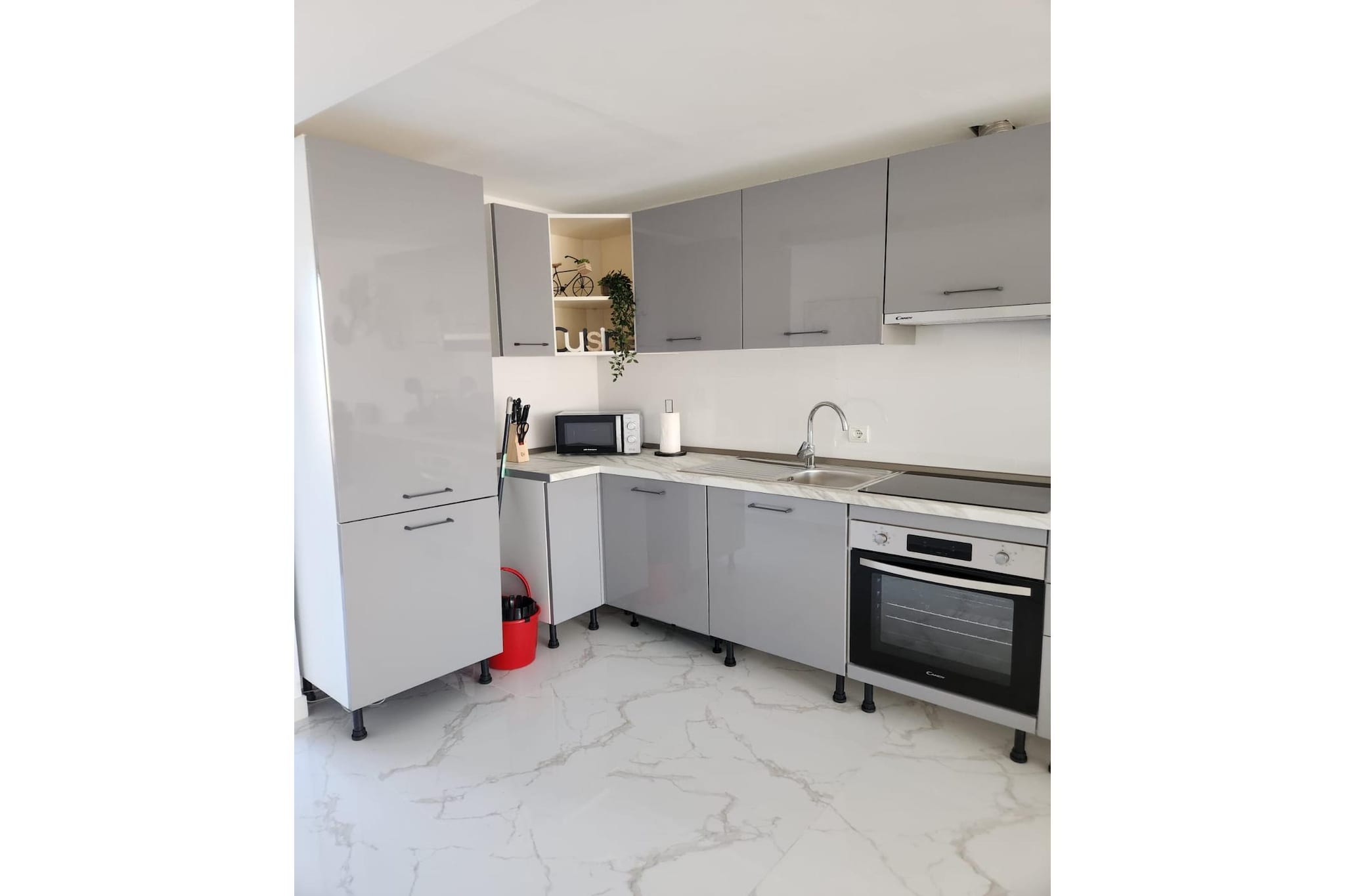 CT 339 AL - Faro's Paraiso de Vera Apartment-Keuken