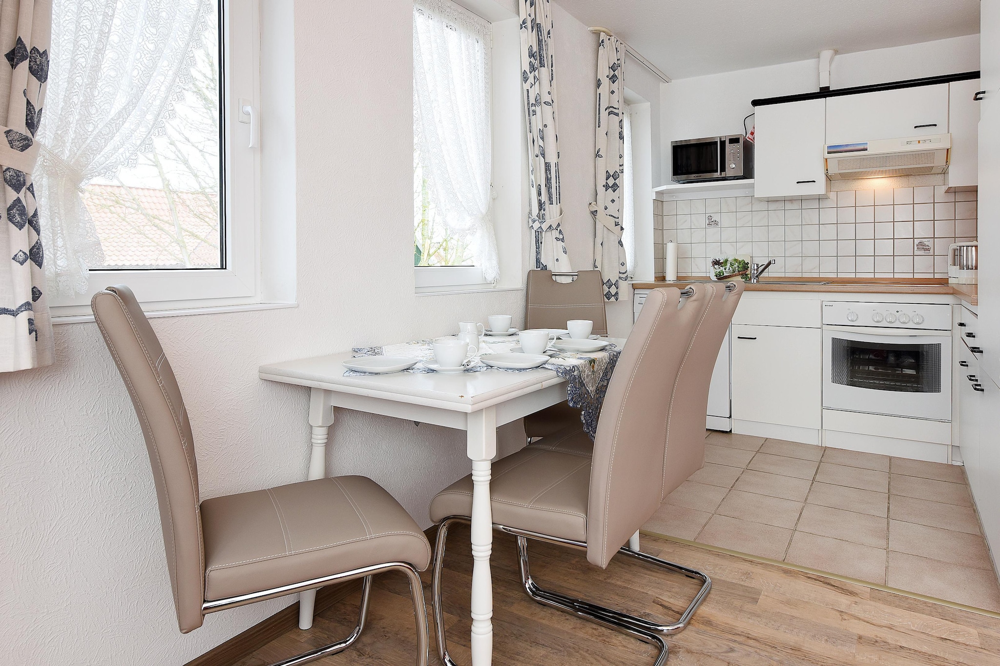 Haus am Kajedeich Robbe-Eetkamer