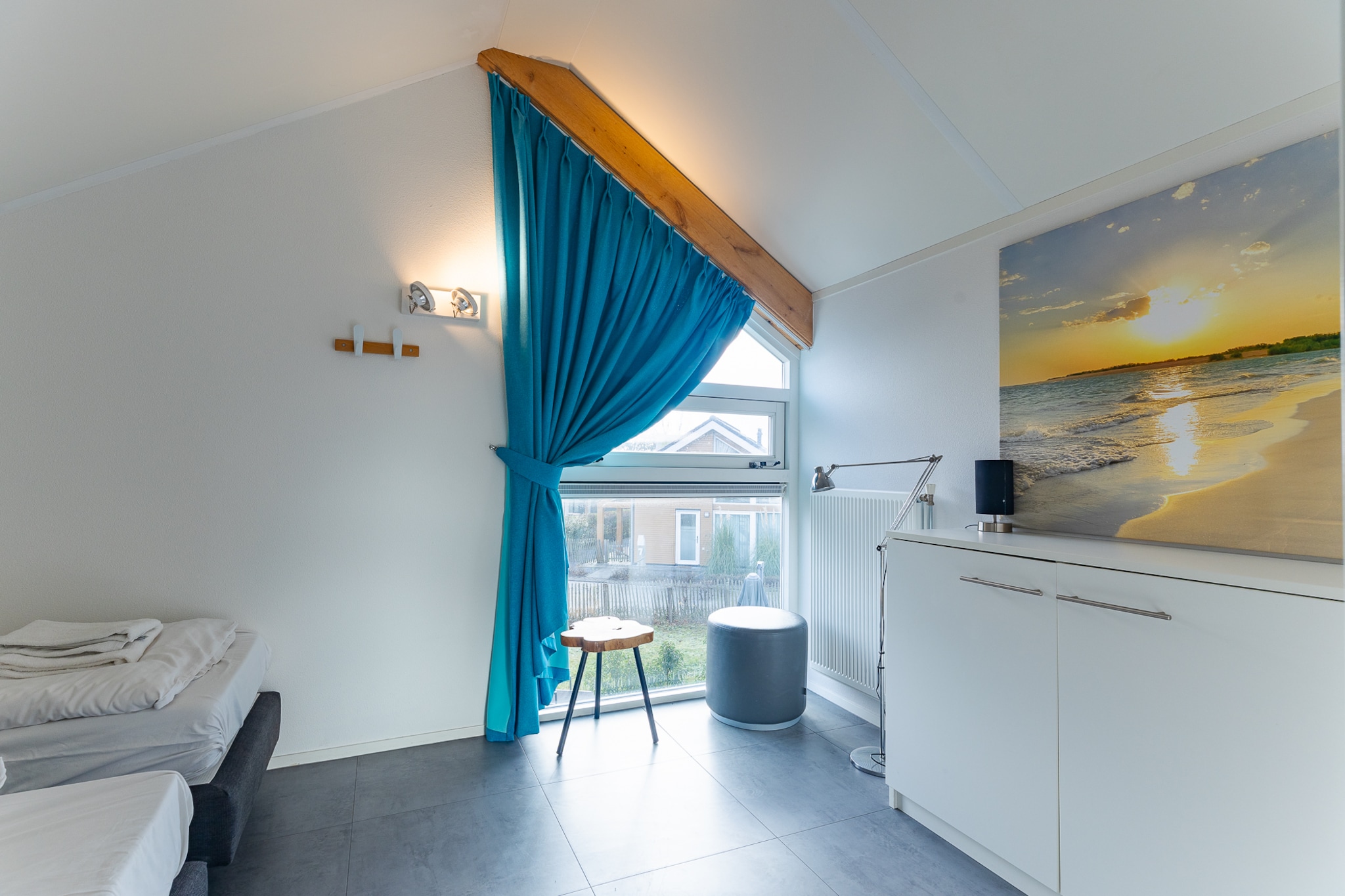Zonnedorp 1 Solskin Renesse | Beach Holiday in Modern Holiday Home-Flur