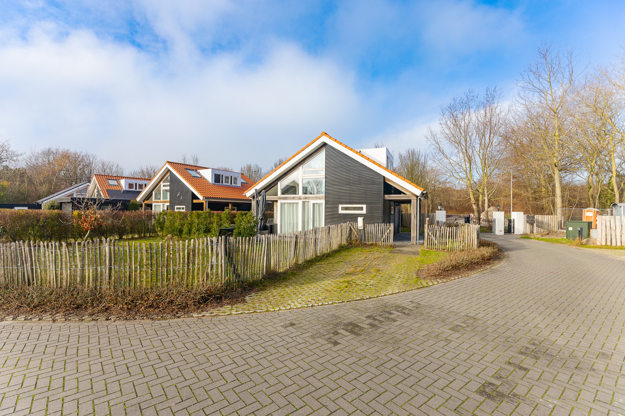 Zonnedorp 1 Solskin Renesse | Beach Holiday in Modern Holiday Home-Außenbereich Sommer