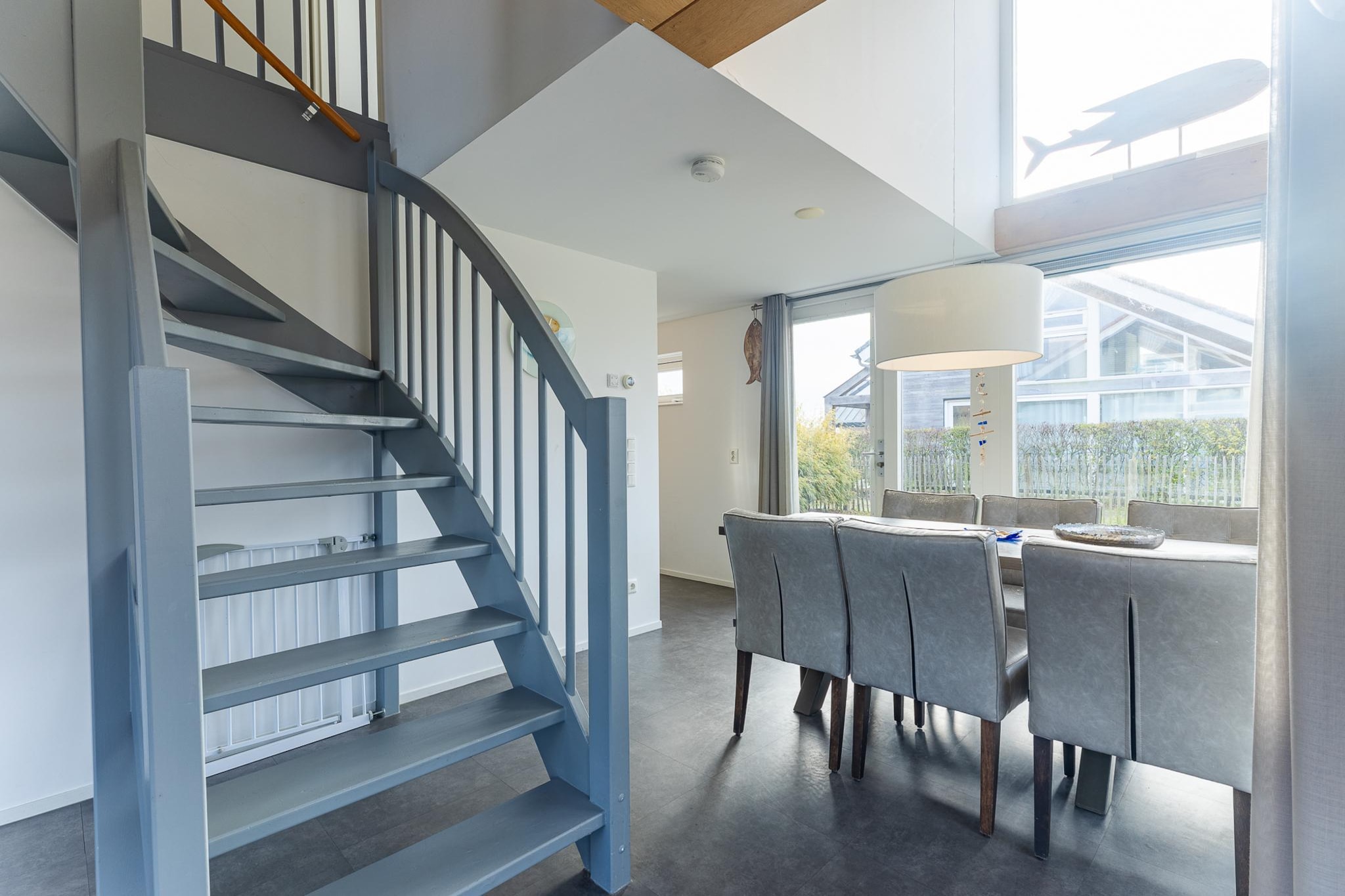 Zonnedorp 19 Modern holiday home Renesse | Beach within walking distance - Treppe