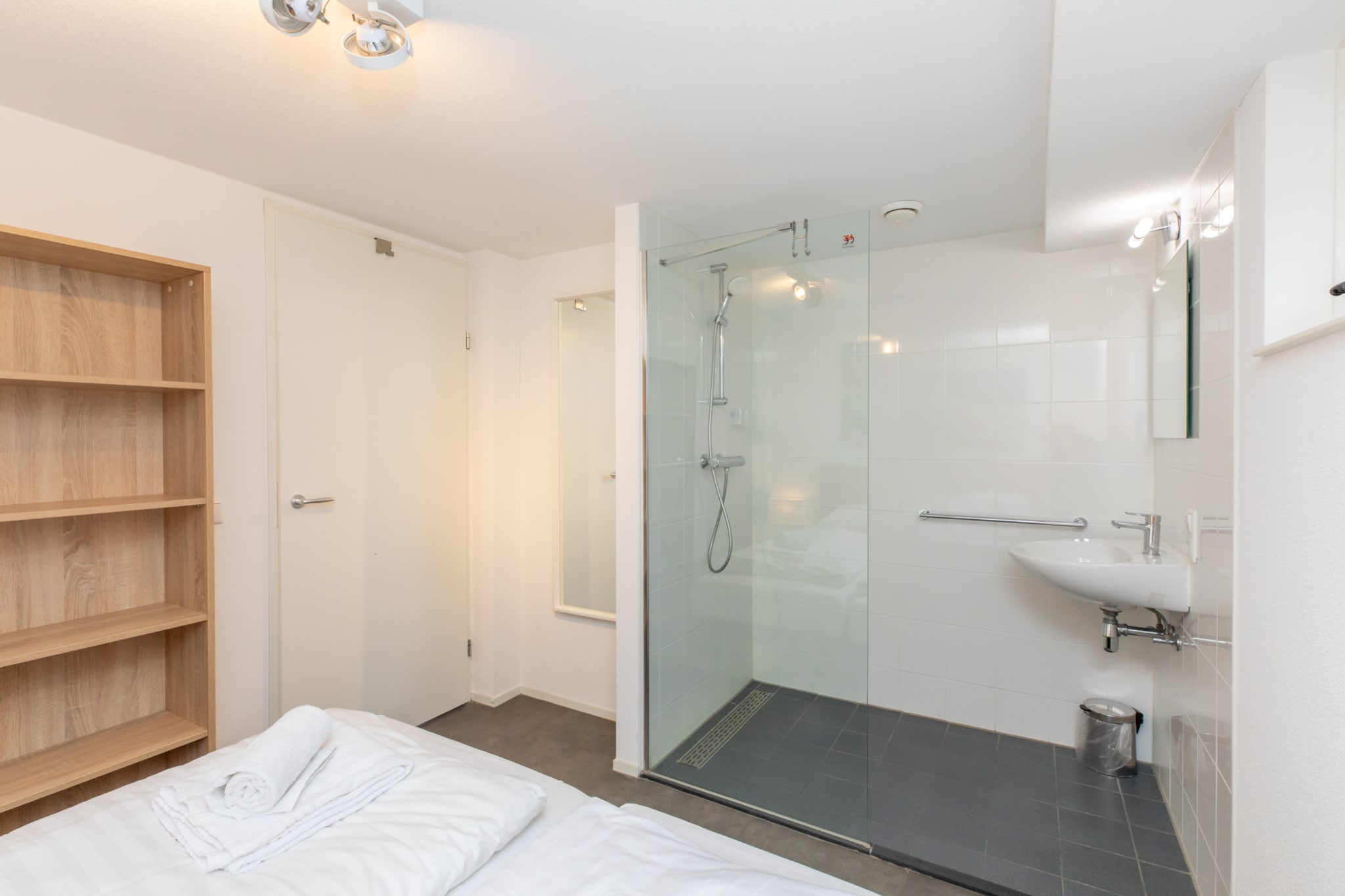 Zonnedorp 22  Holiday Home Anoes Renesse | Beach-nearby Comfort in Zeeland-Niet-getagd