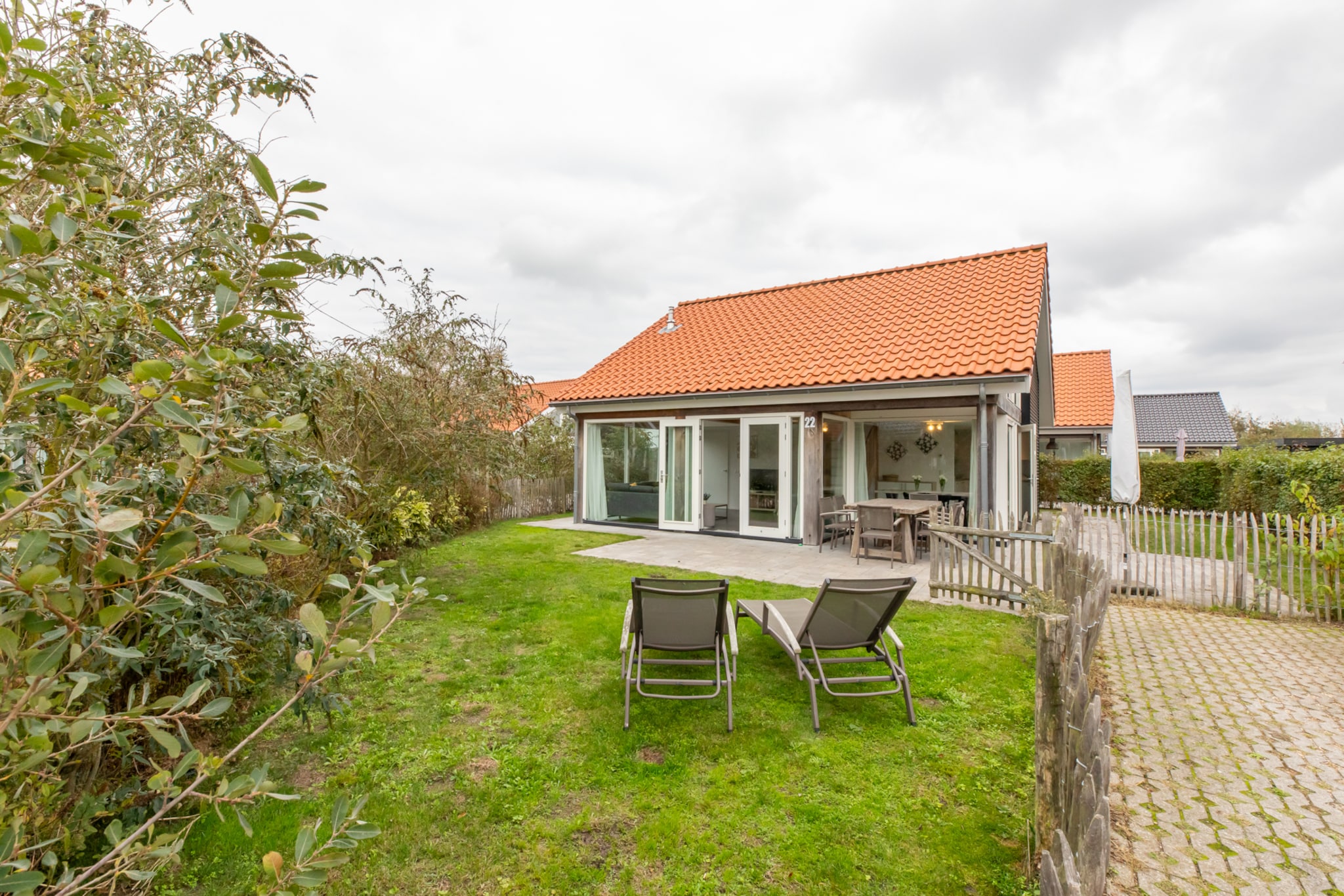 Zonnedorp 22  Holiday Home Anoes Renesse | Beach-nearby Comfort in Zeeland-Niet-getagd