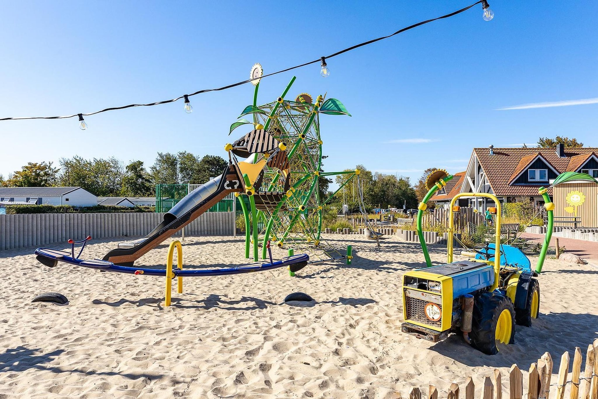 Zonnedorp 21  Beach Villa Joya Renesse | Luxury Beach Villa with Sauna - Parkeinrichtungen