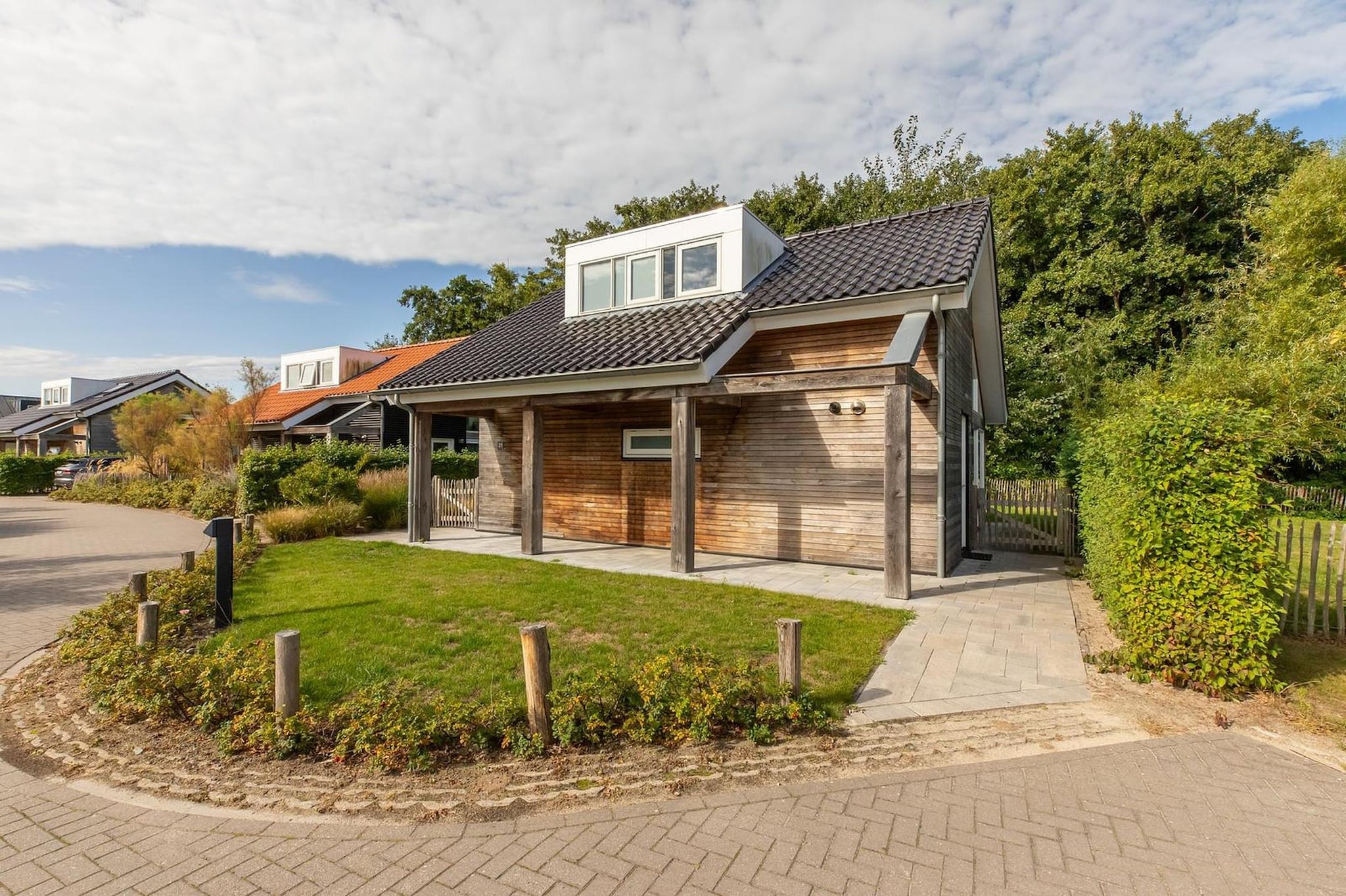Zonnedorp 21  Beach Villa Joya Renesse | Luxury Beach Villa with Sauna - Außenbereich Sommer