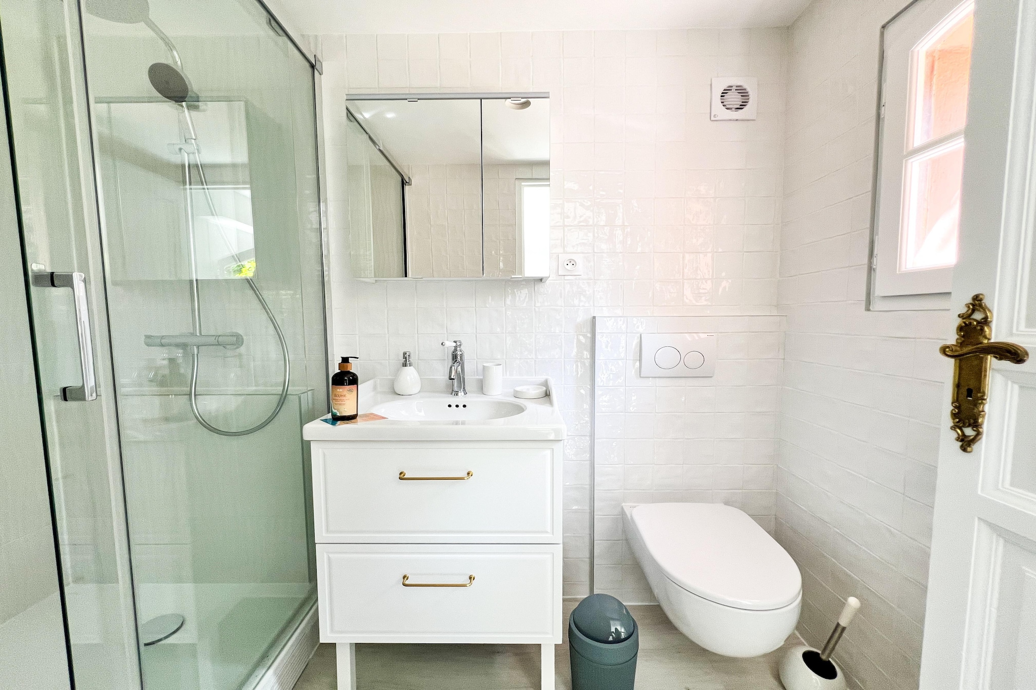 Doppelhaushälfte in Milizac-Badkamer