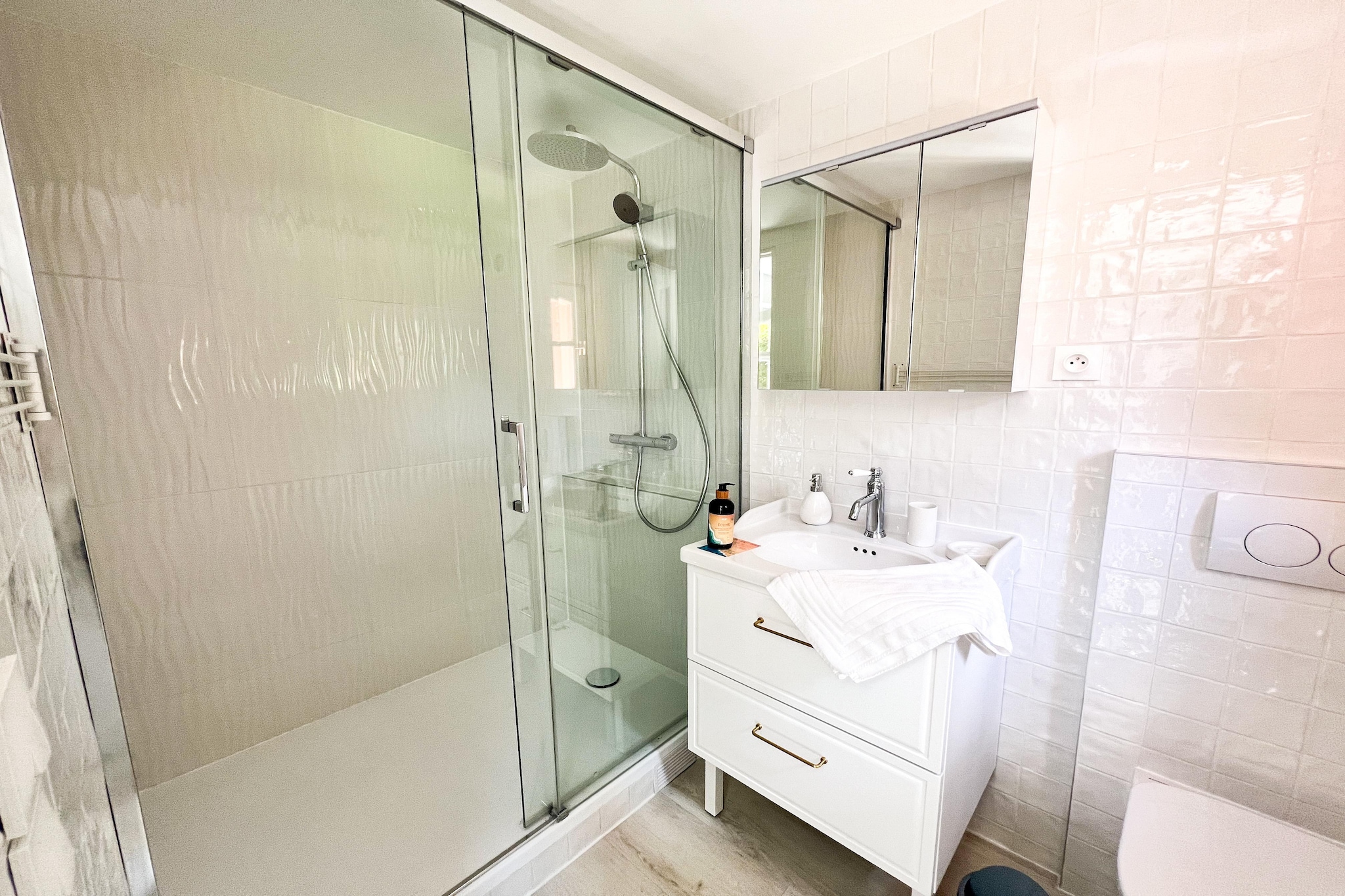 Doppelhaushälfte in Milizac-Badkamer