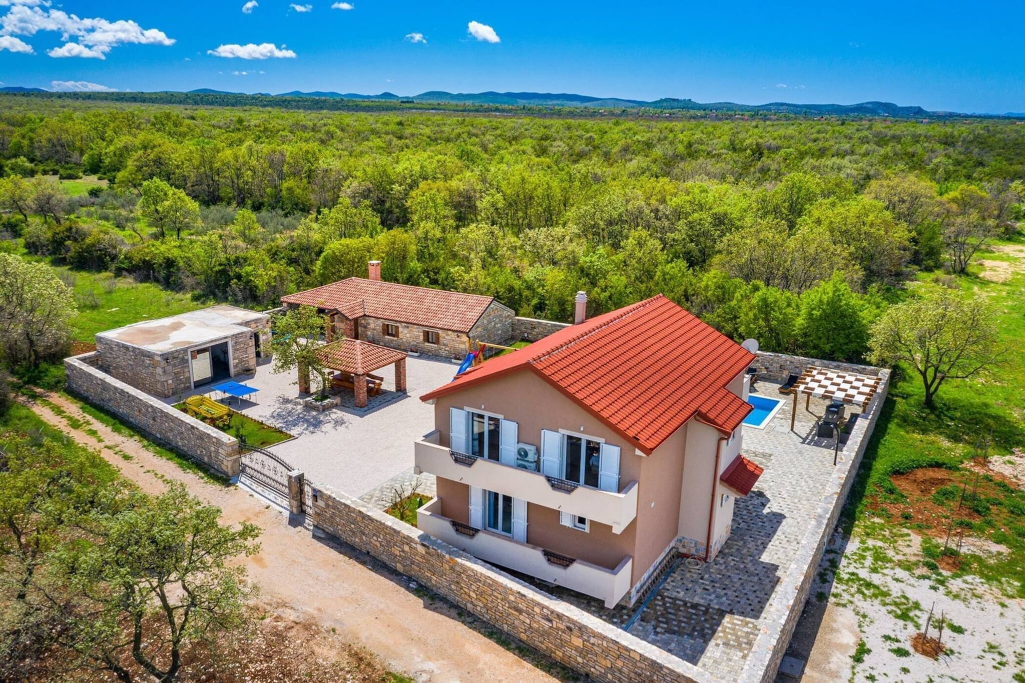 Luxury Villa Escape-Buitenkant zomer