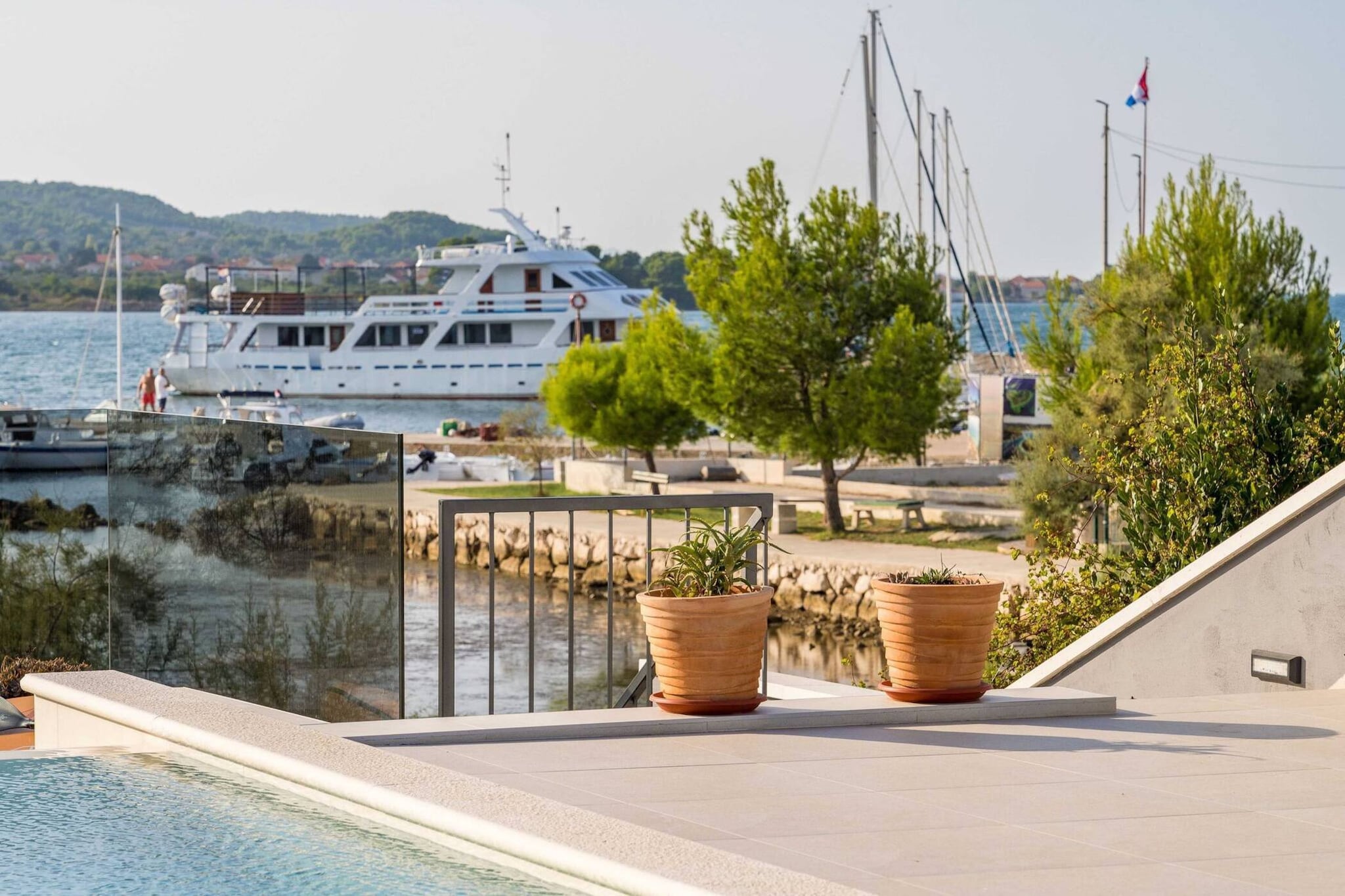 Sea view Villa Tala-Vue d'été