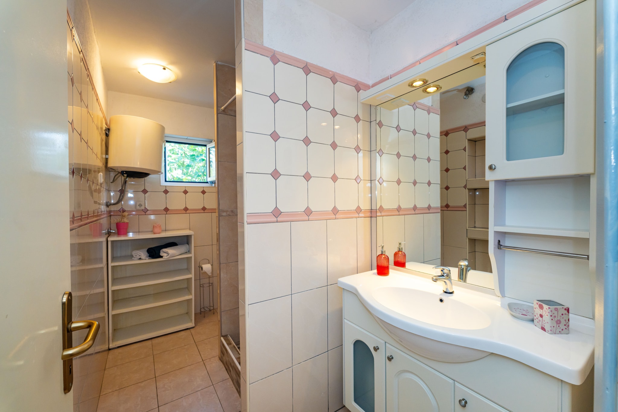 Holiday home Nadalina-Badkamer