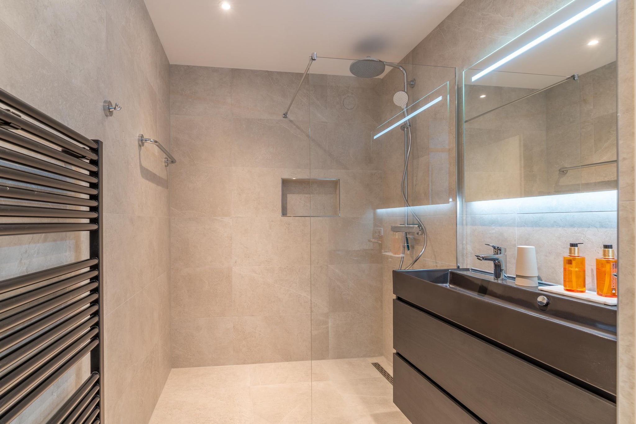 Juliana 152-Badkamer